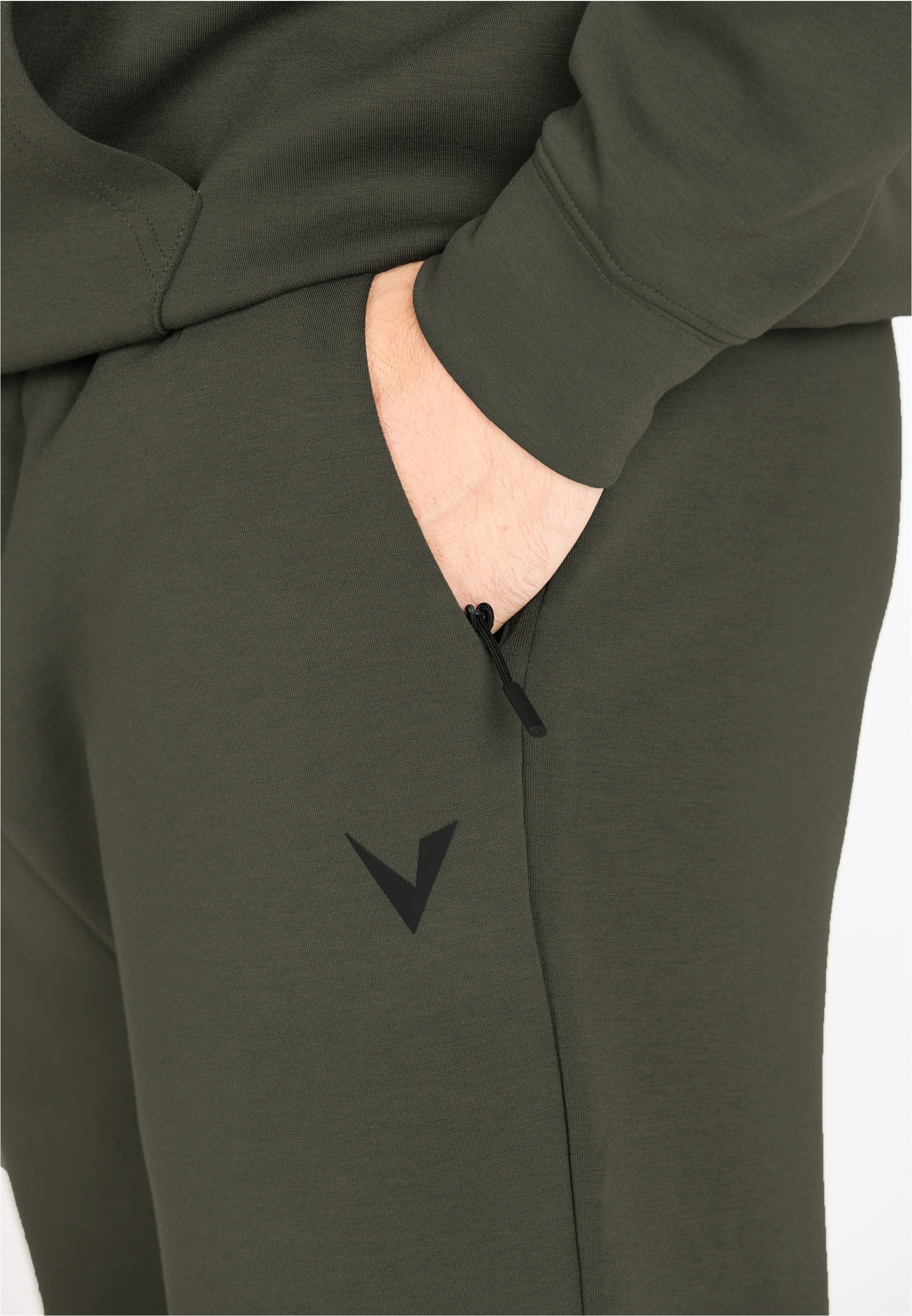 Virtus Sweathose »Taro«, mit angenehmem Dehnbund