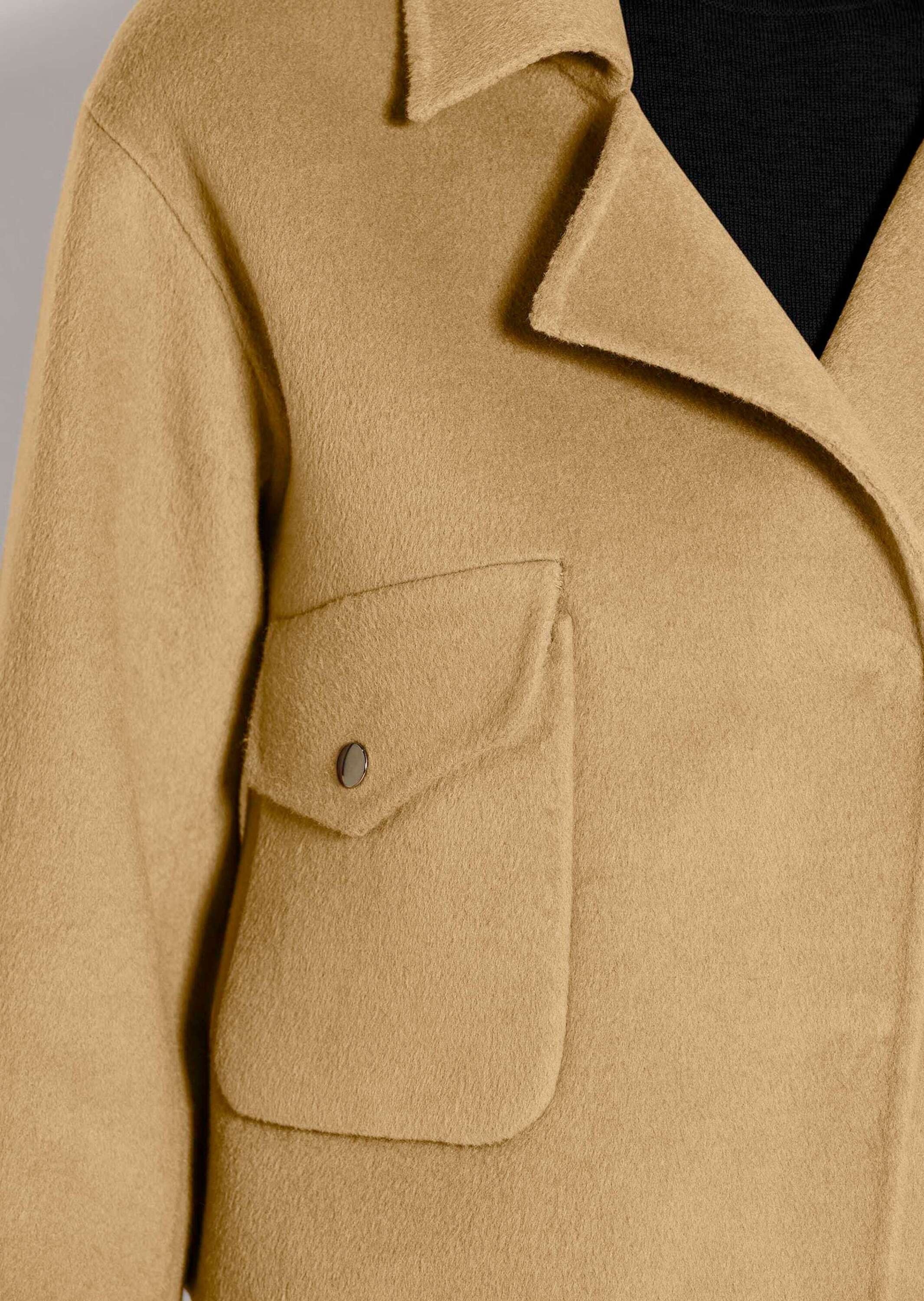 MADELEINE Kurzjacke »Doubleface-Jacke aus Wolle Doubleface-Jacke aus Wolle«