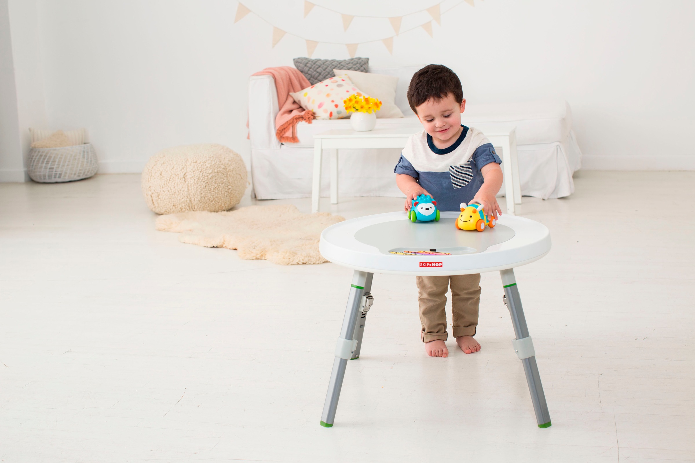 Skip Hop Spieltisch »Explore & More 3-in-1 Spielcenter«, inklusive Stuhl