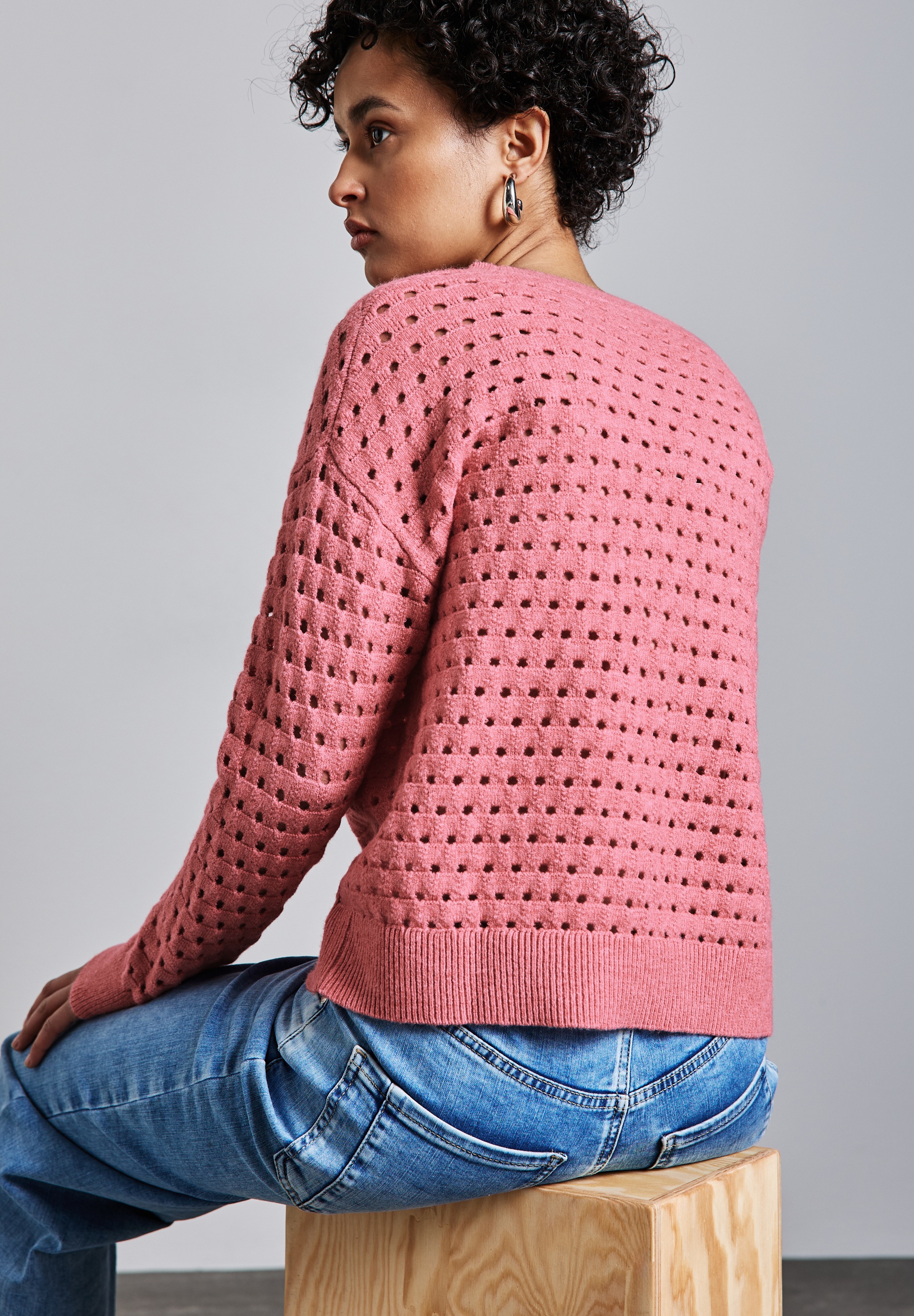 STREET ONE Strickpullover, mit Lochmuster