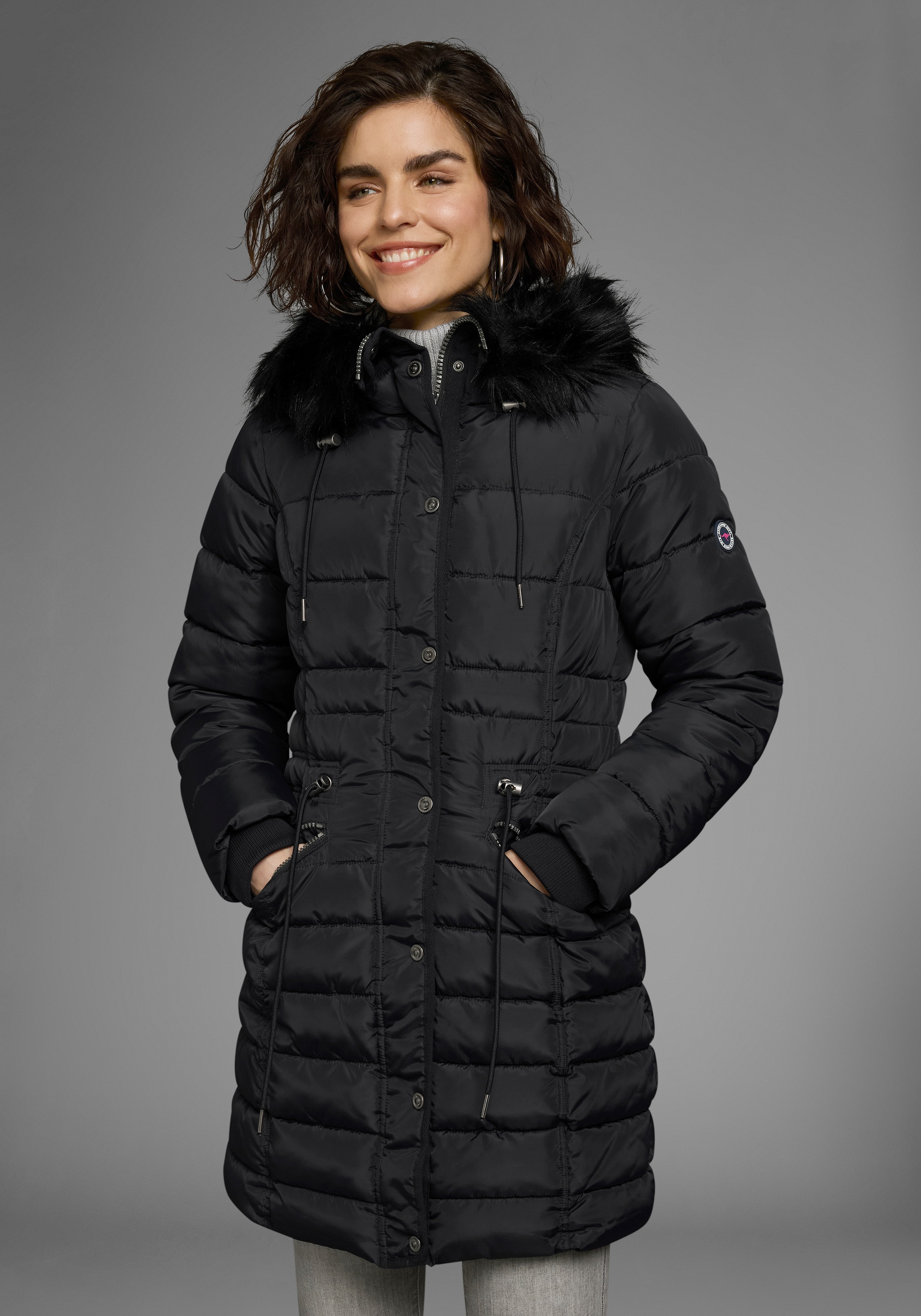 KangaROOS Steppjacke, mit Kapuze, figurbetonter Schnitt, mit Reißverschluss günstig online kaufen