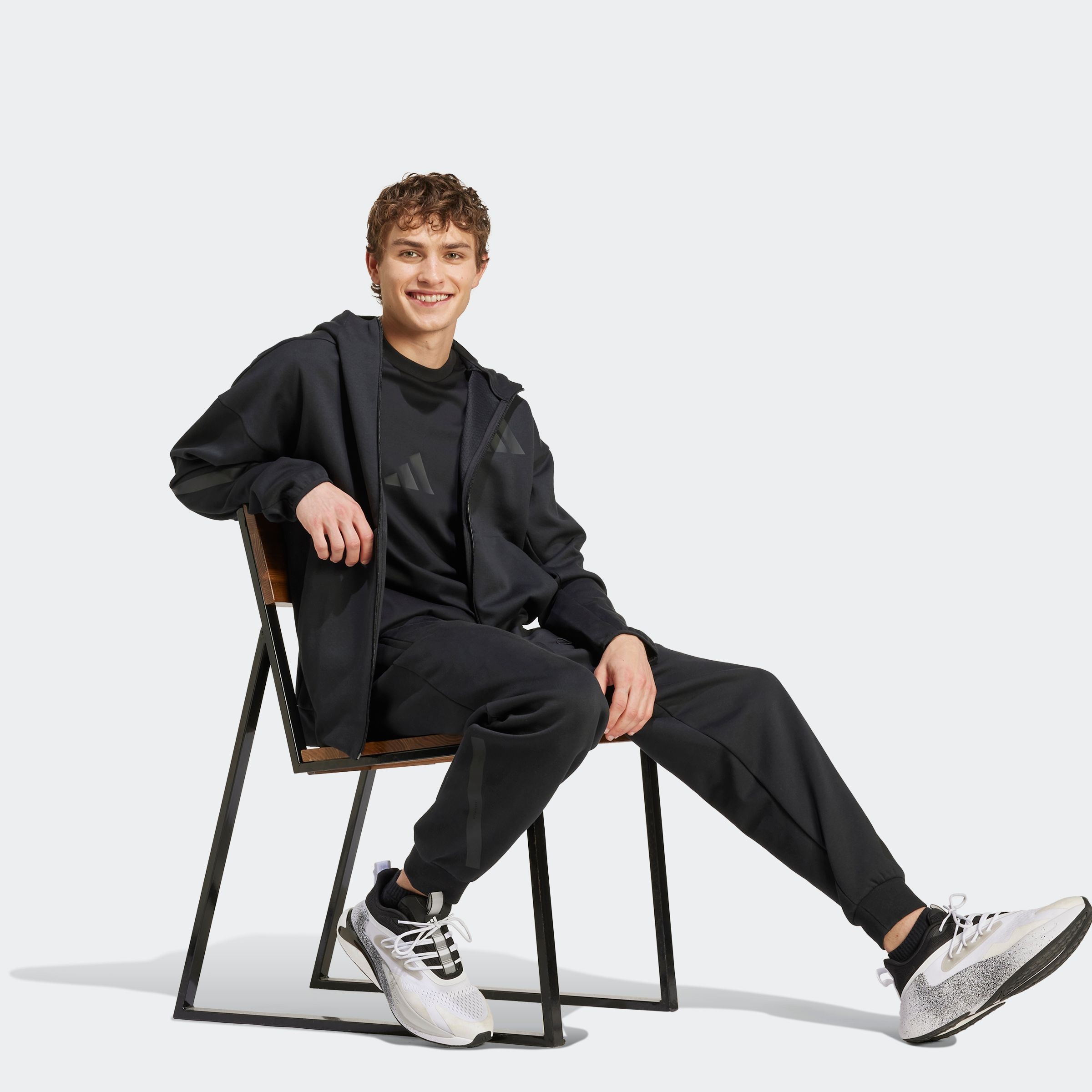 adidas Sportswear Kapuzensweatshirt »M Z.N.E. FZ«
