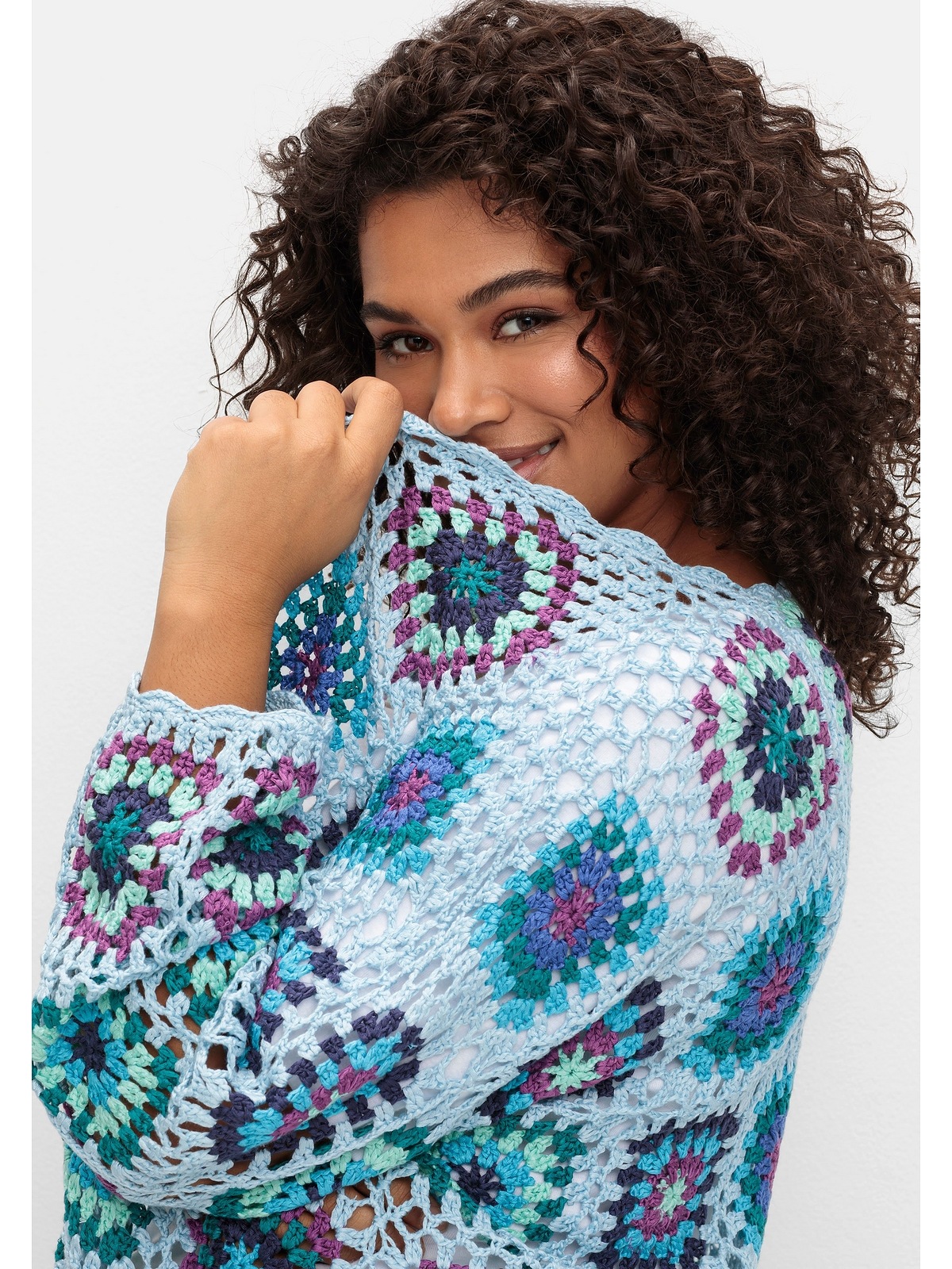 sheego by Joe Browns Cardigan »Große Größen«, in Häkeloptik, mit Crochet-Muster