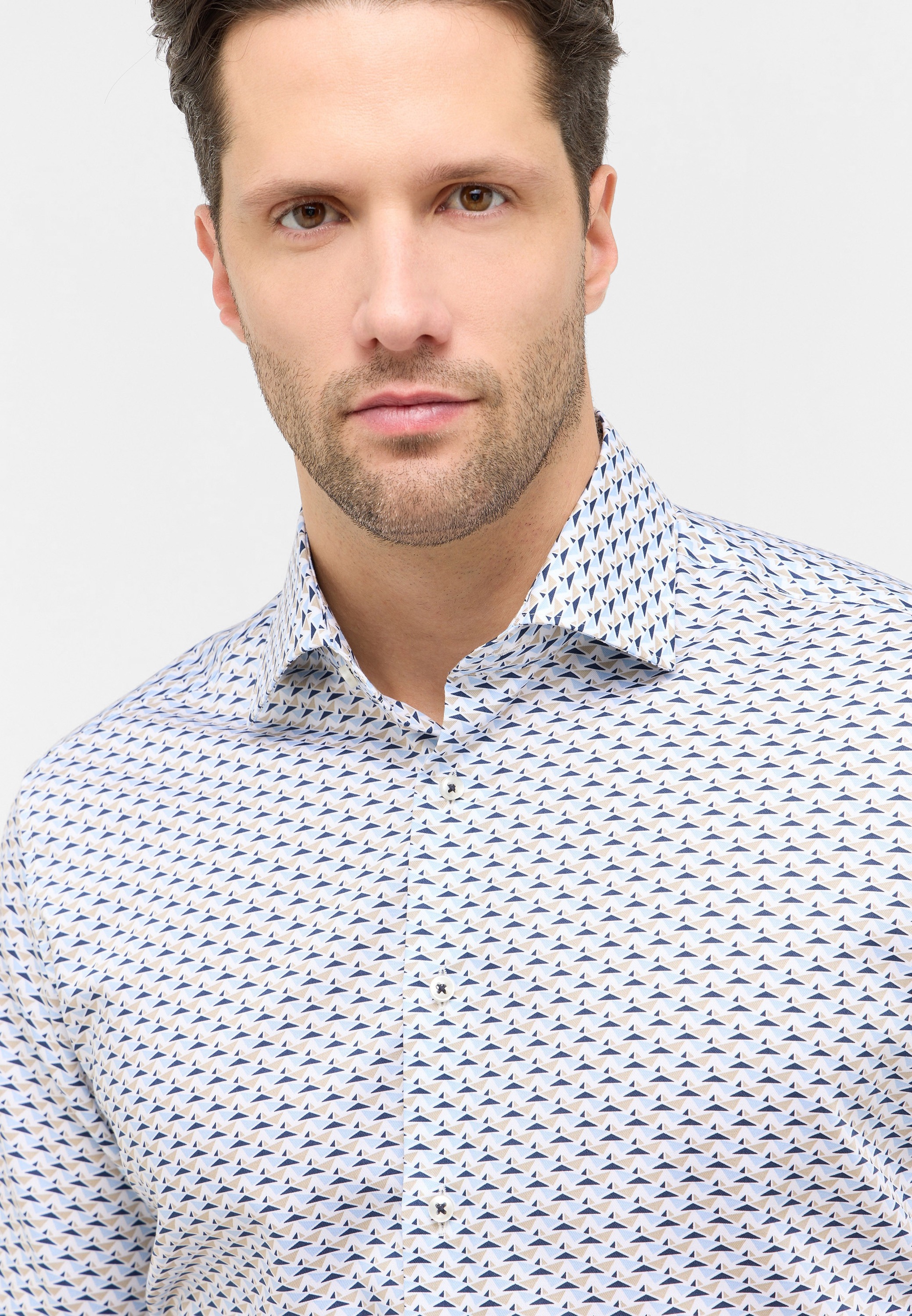 Eterna Kurzarmhemd »MODERN FIT« NON IRON (bügelfrei)