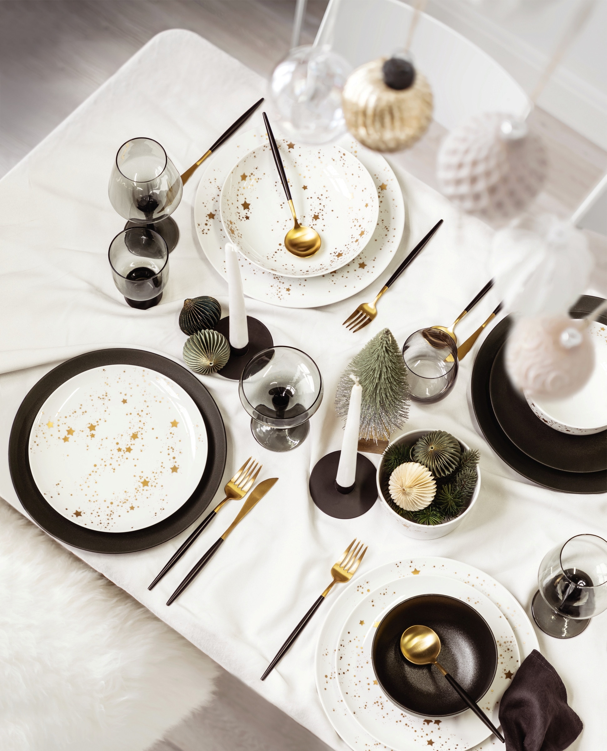 Seltmann Weiden Sauciere »Liberty - Velvet Black« 1 Stk. aus Porzellan Soßenkännchen, 0,60 l