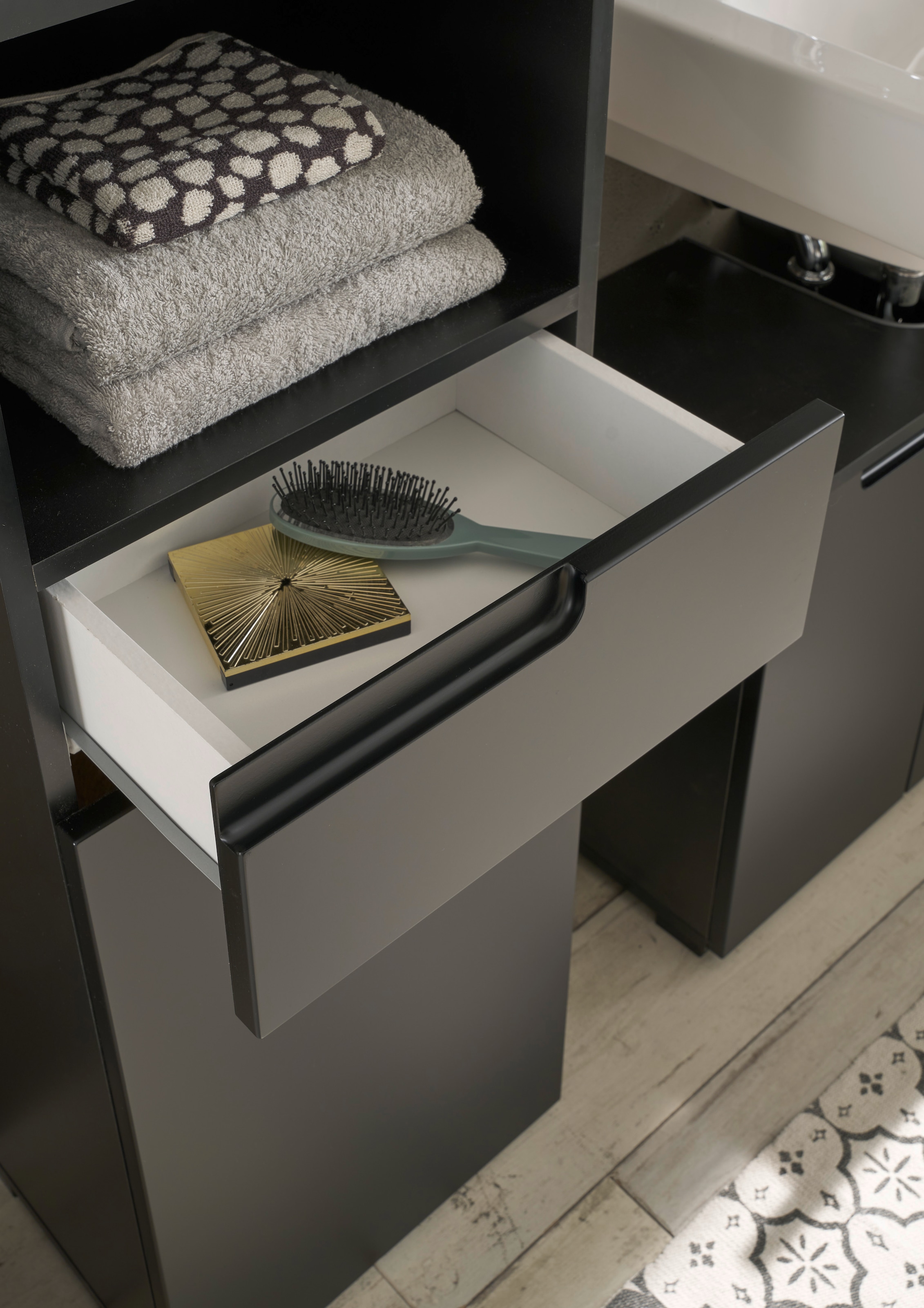 BASIC by Balculina Hochschrank »Spice, Badezimmerschrank BxTxH 40x191x32 cm«, (1 St.), Breite 40 cm, Griffmulden