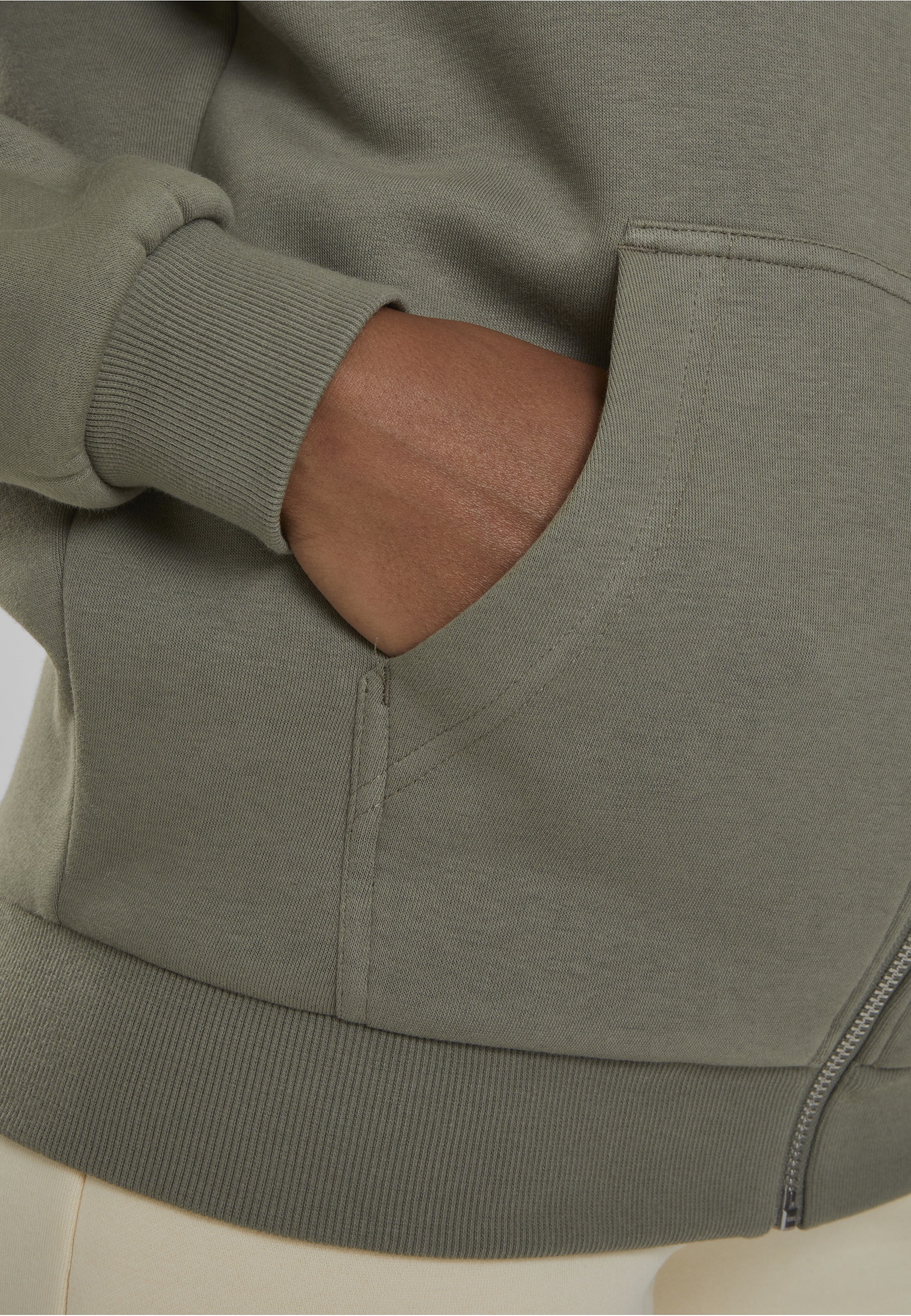 URBAN CLASSICS Sweatjacke »Urban Classics Ladies Fluffy Zip Cardigan«