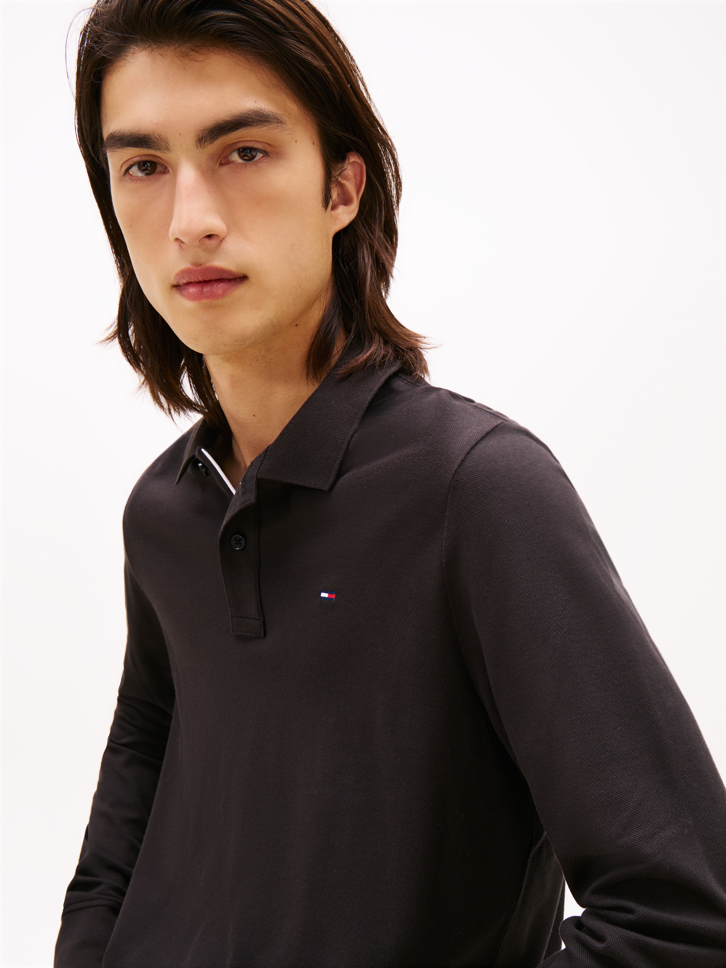 Tommy Jeans Poloshirt »TJM SLIM PLACKET POLO LS EXT«, mit Logostickerei
