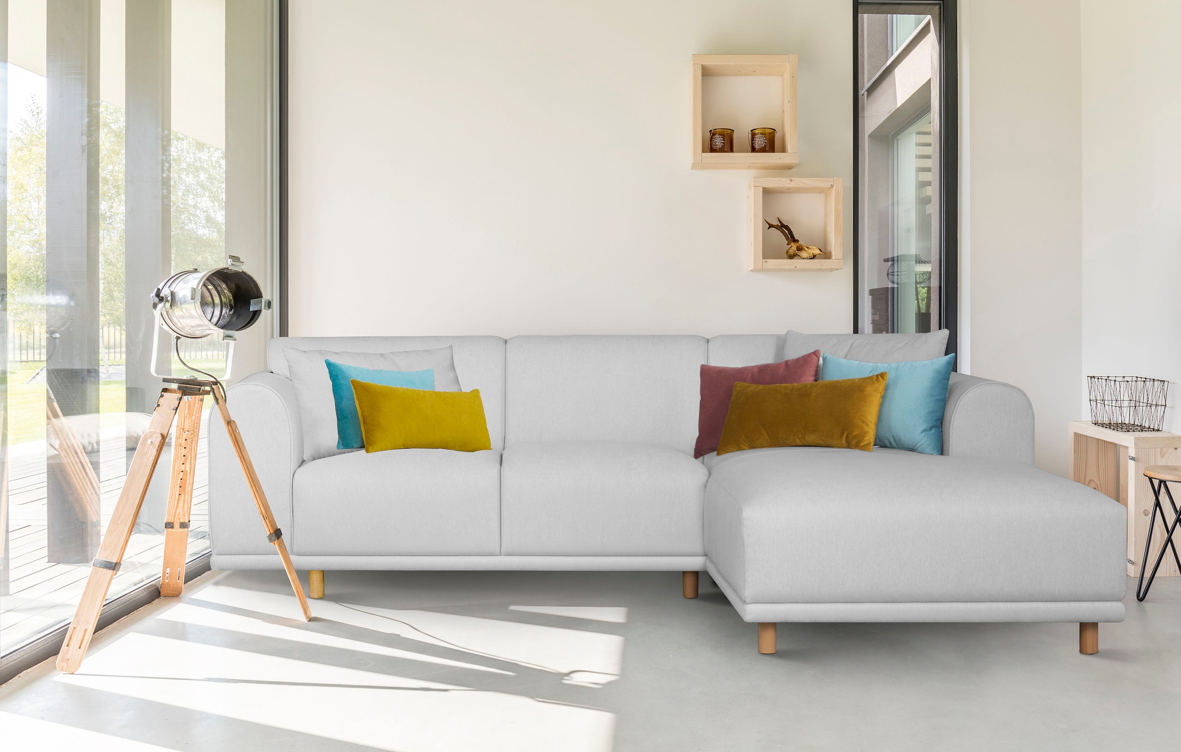 andas Ecksofa »Maroon L-Form«, in skandinavischem Design, mit losen Kissen