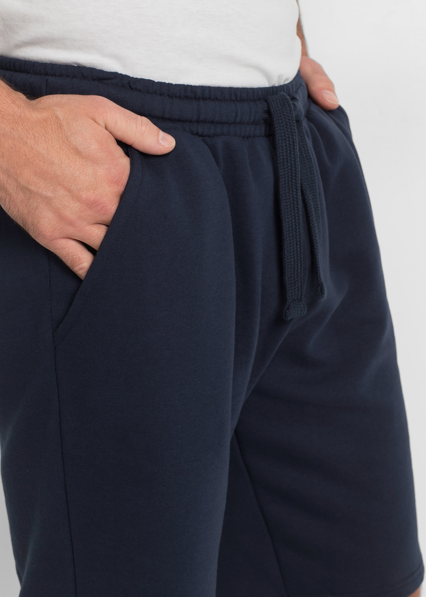Bonprix Herren Sweat-Bermuda Shorts Dunkelblau Gr. 60/62 3
