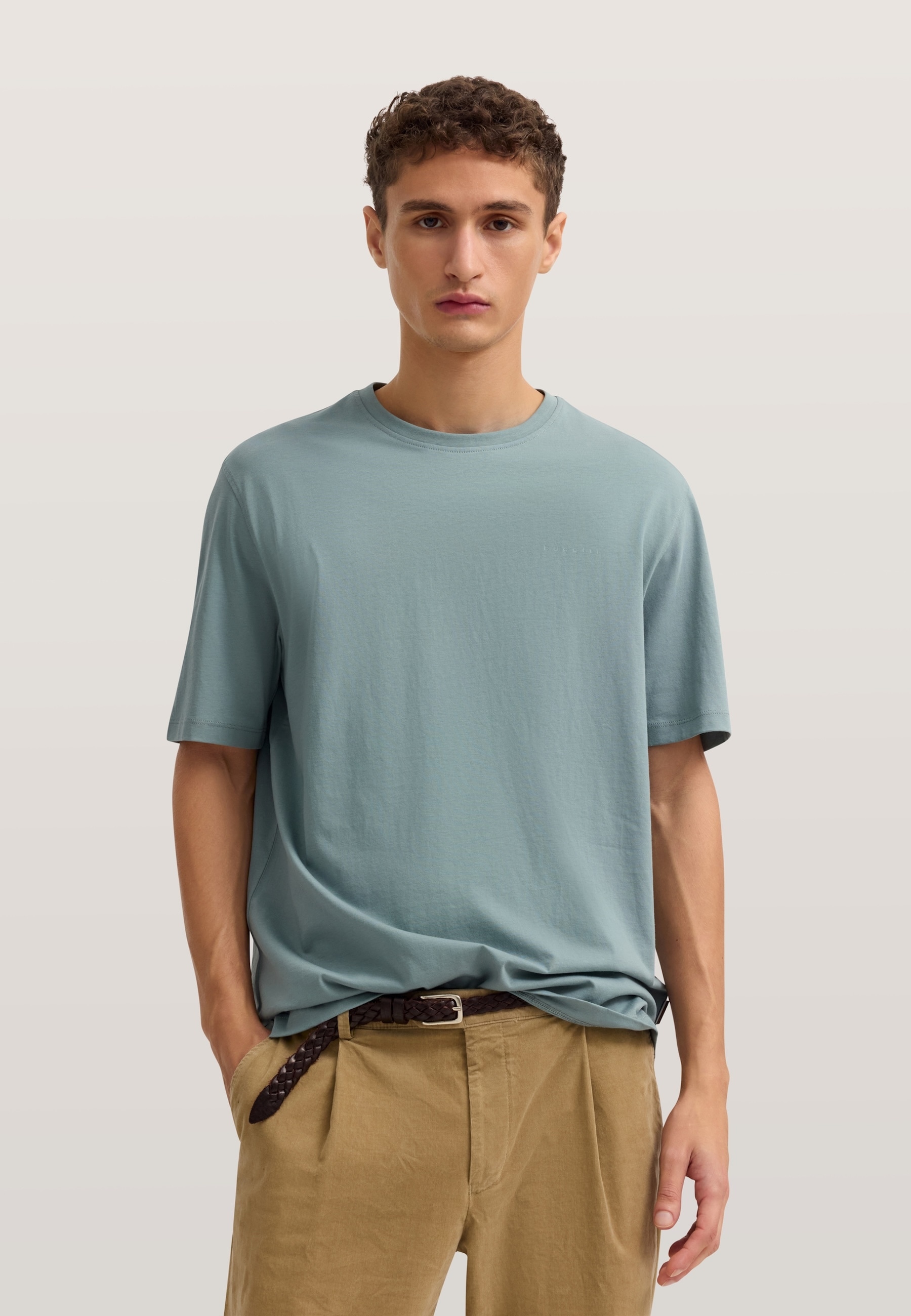 bugatti "Basic" aus Baumwolle Modern Fit Rundhals