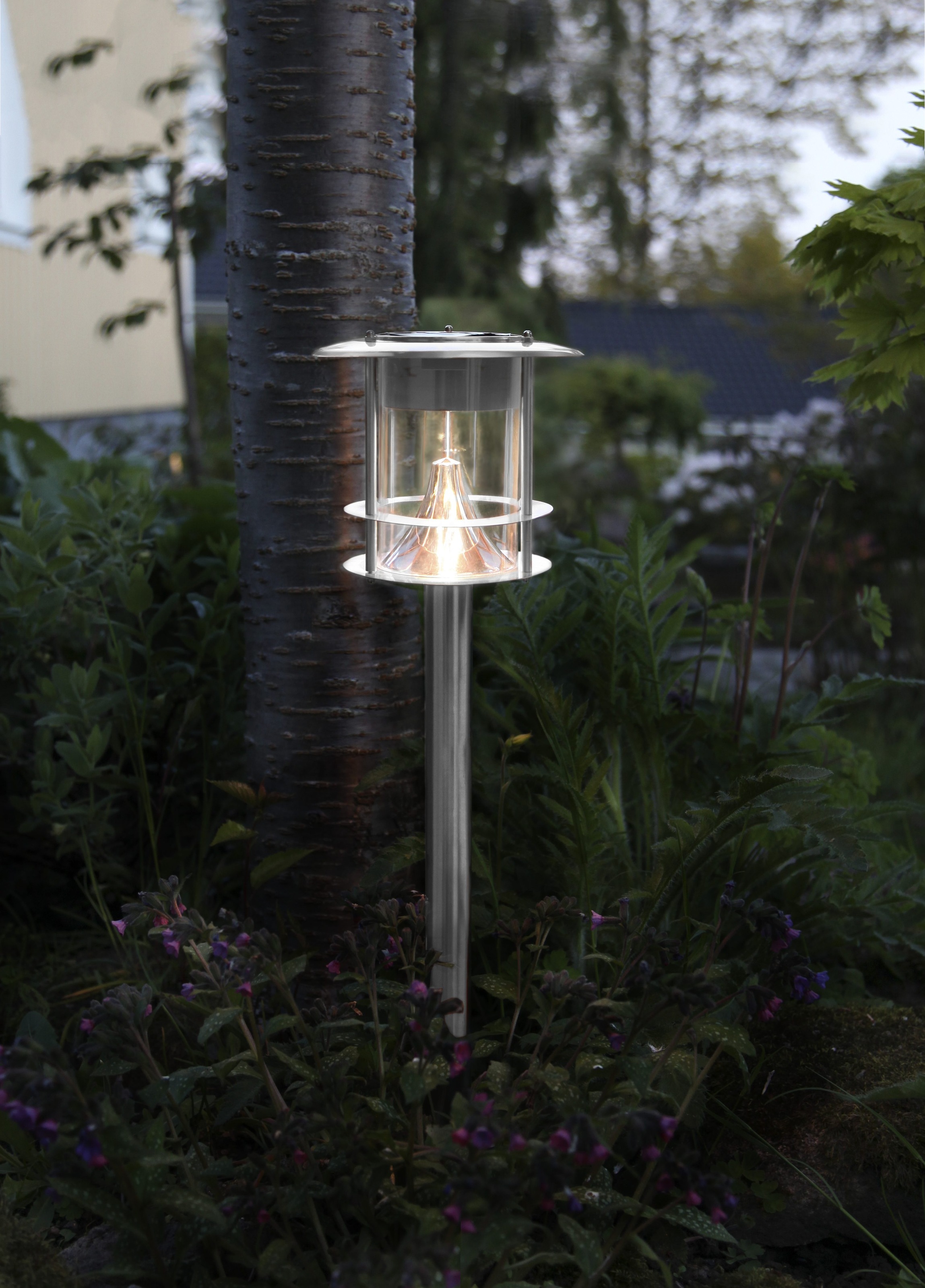 Parforce Traditional Hunting LED Solarleuchte »Solar-Wegleuchte Valencia« LED-Board 1 Stk. Warmweiß Hohe Solar-Wegeleuchte, LEDs mit 15 lm, Dämmerungssensor
