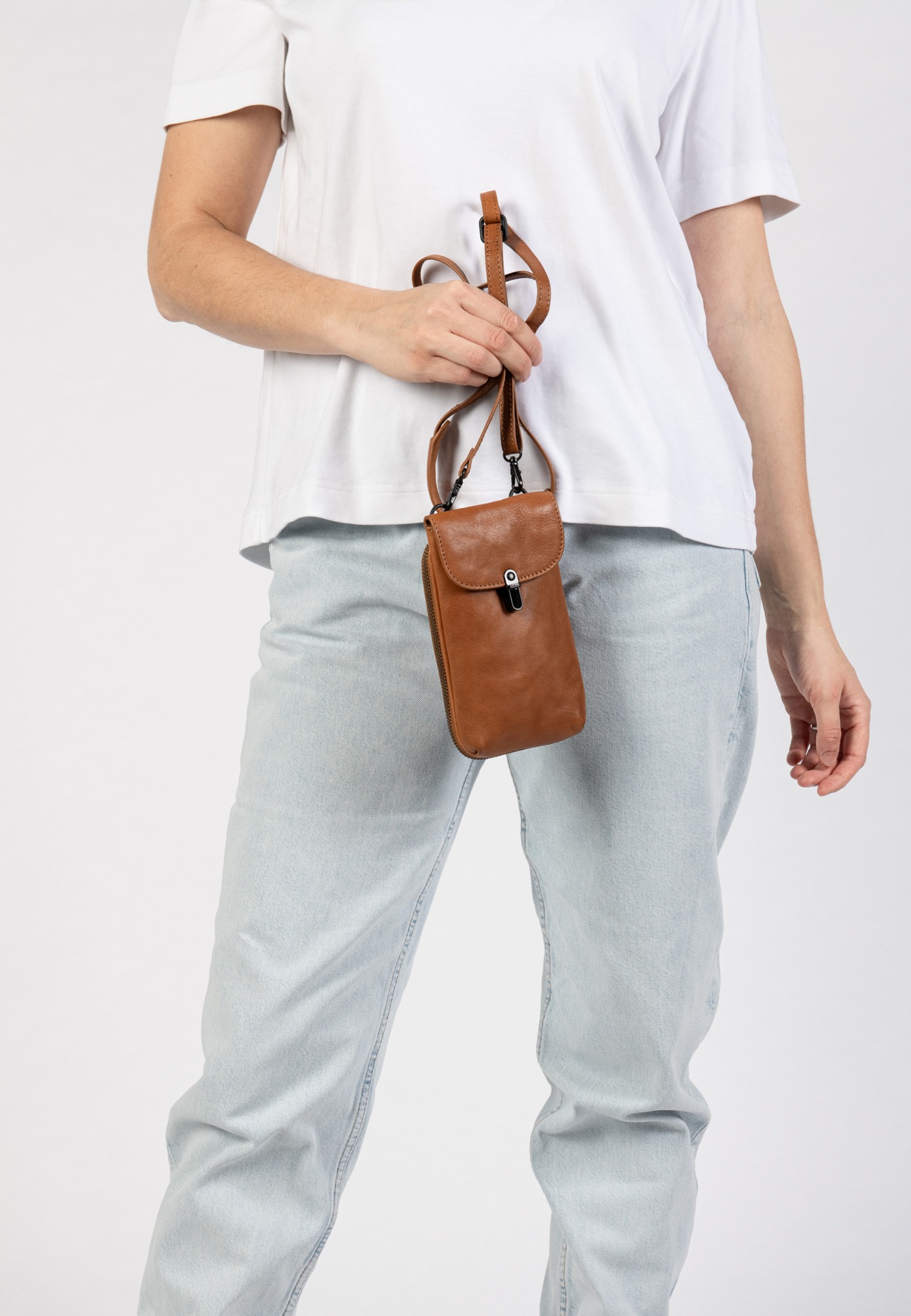 aunts & uncles Handytasche »Phone bag Mrs. Lemon Twist«