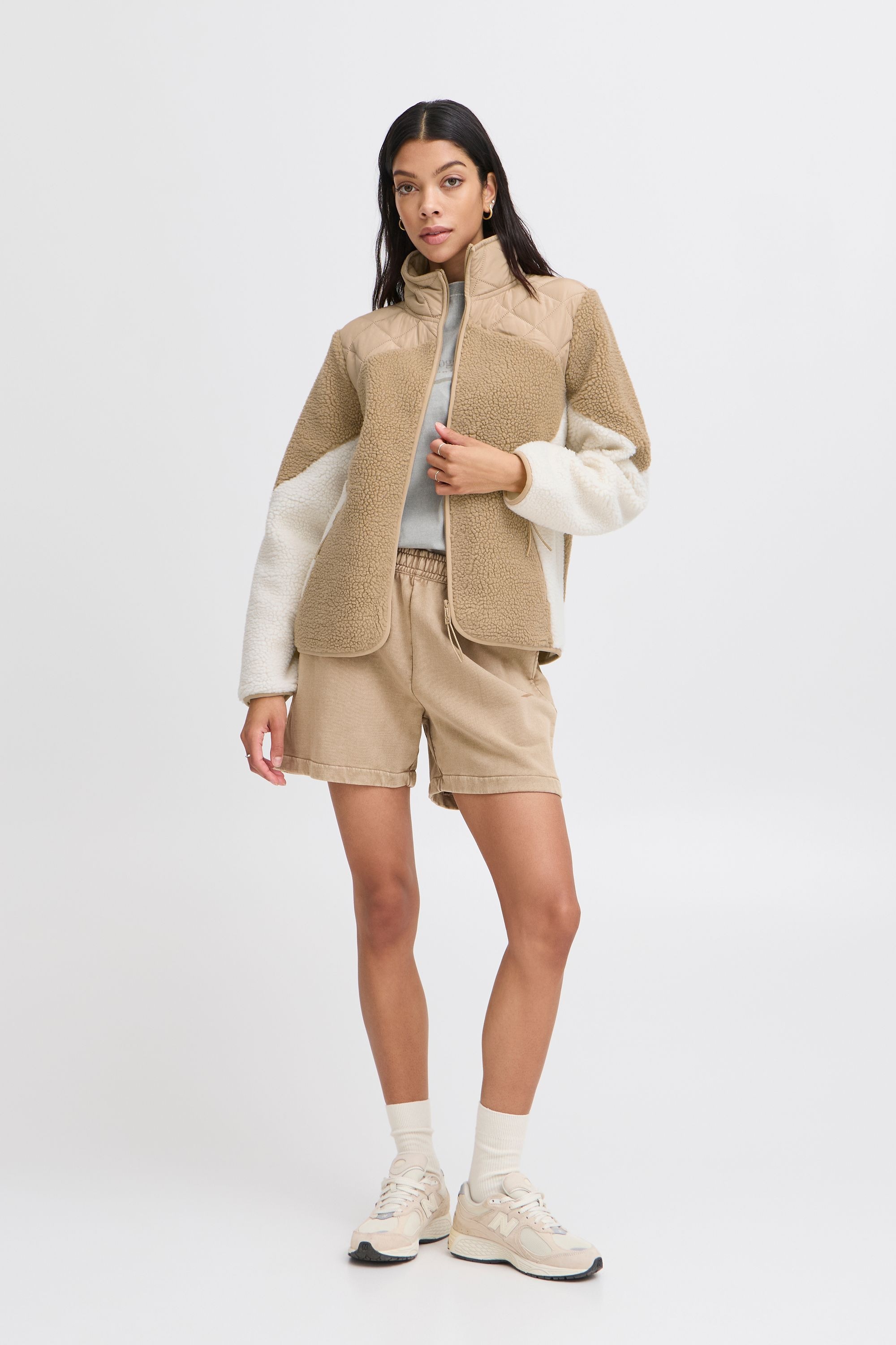 TheJoggConcept Plüschjacke »Plüschjacke JCBERRI«
