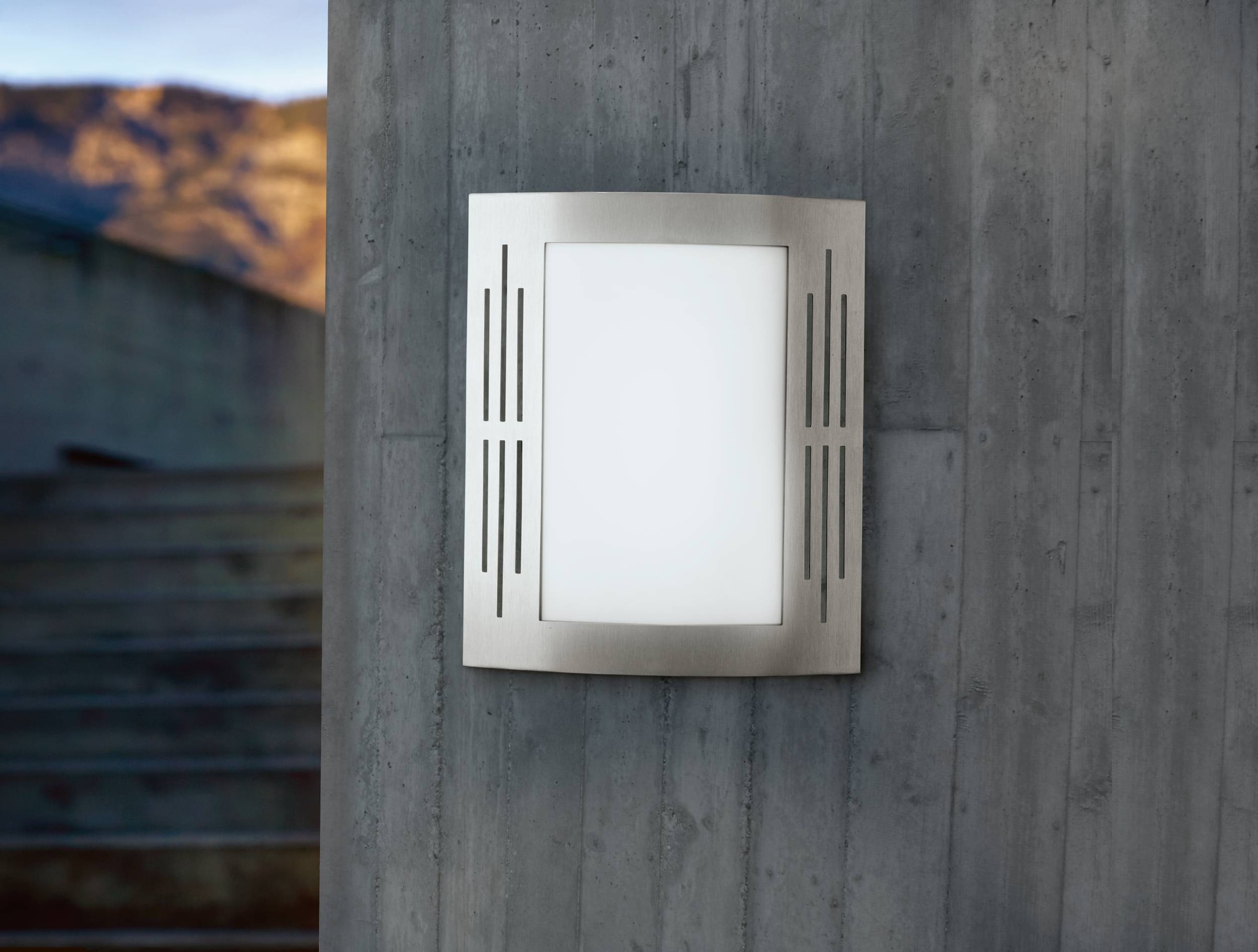 EGLO Wandleuchte »City Wandlampe, Außenbeleuchtung, Außenlampe, silber, weiß , E27, IP44« E27 1 Stk.