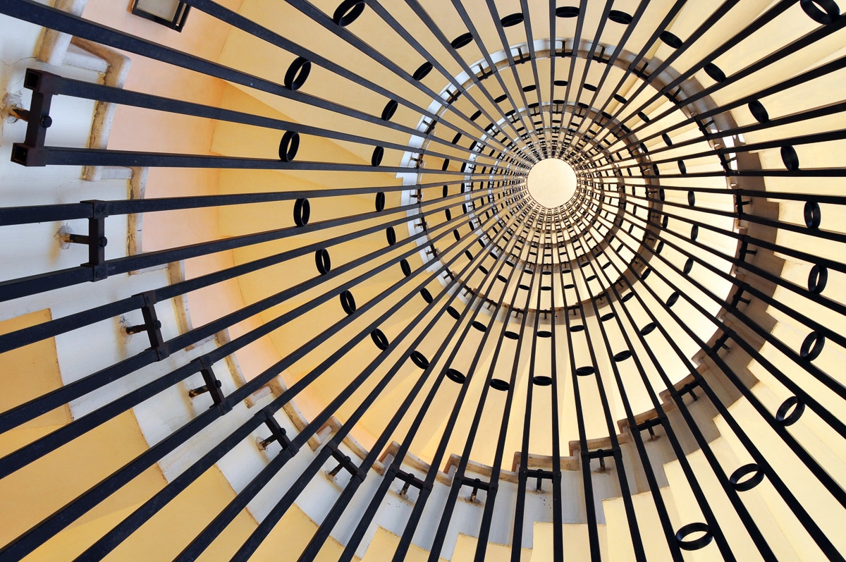 Papermoon Fototapete "Wendeltreppe"