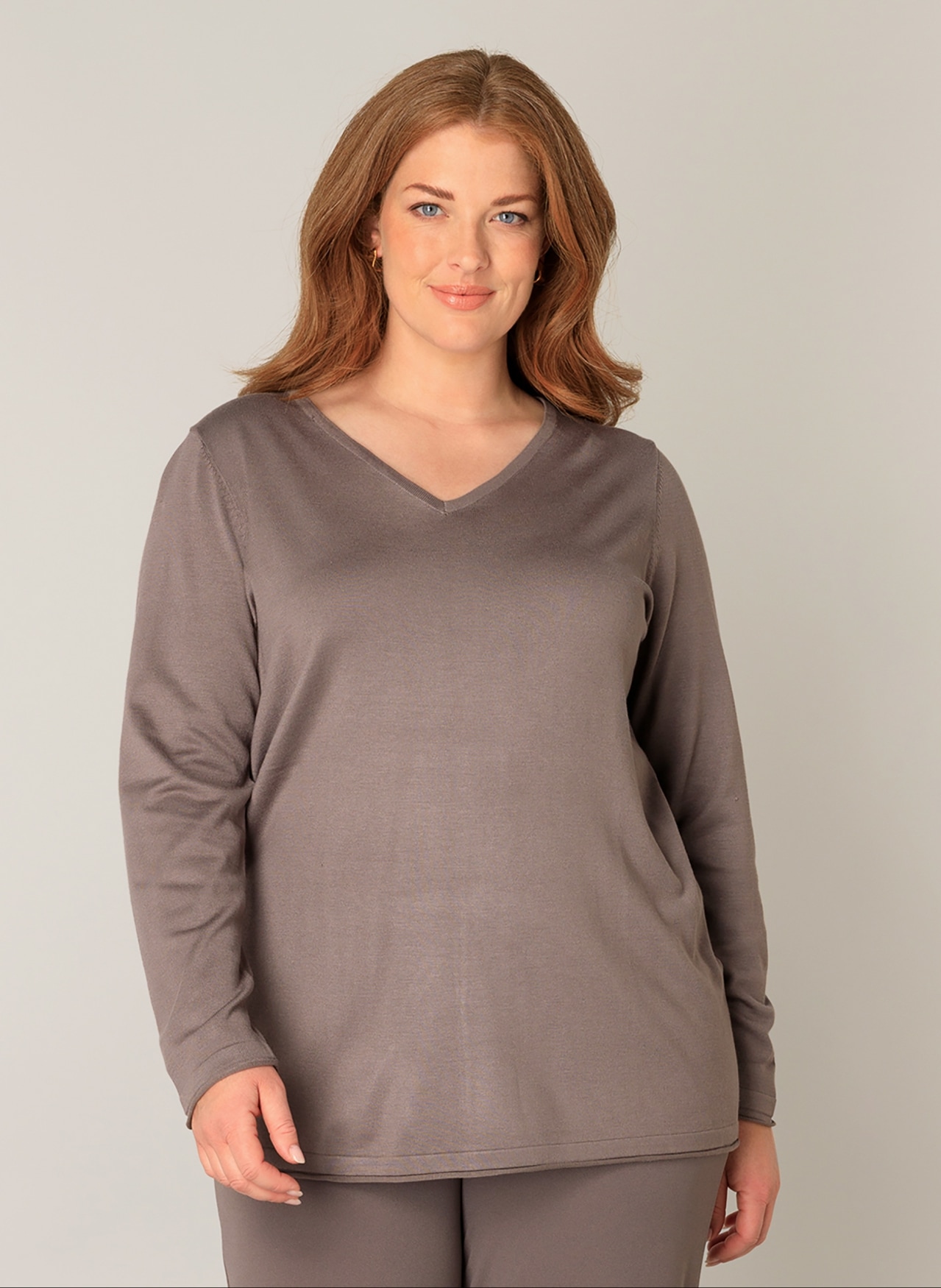 Base Level Curvy Strickpullover "Anine" Mit V-Ausschnitt