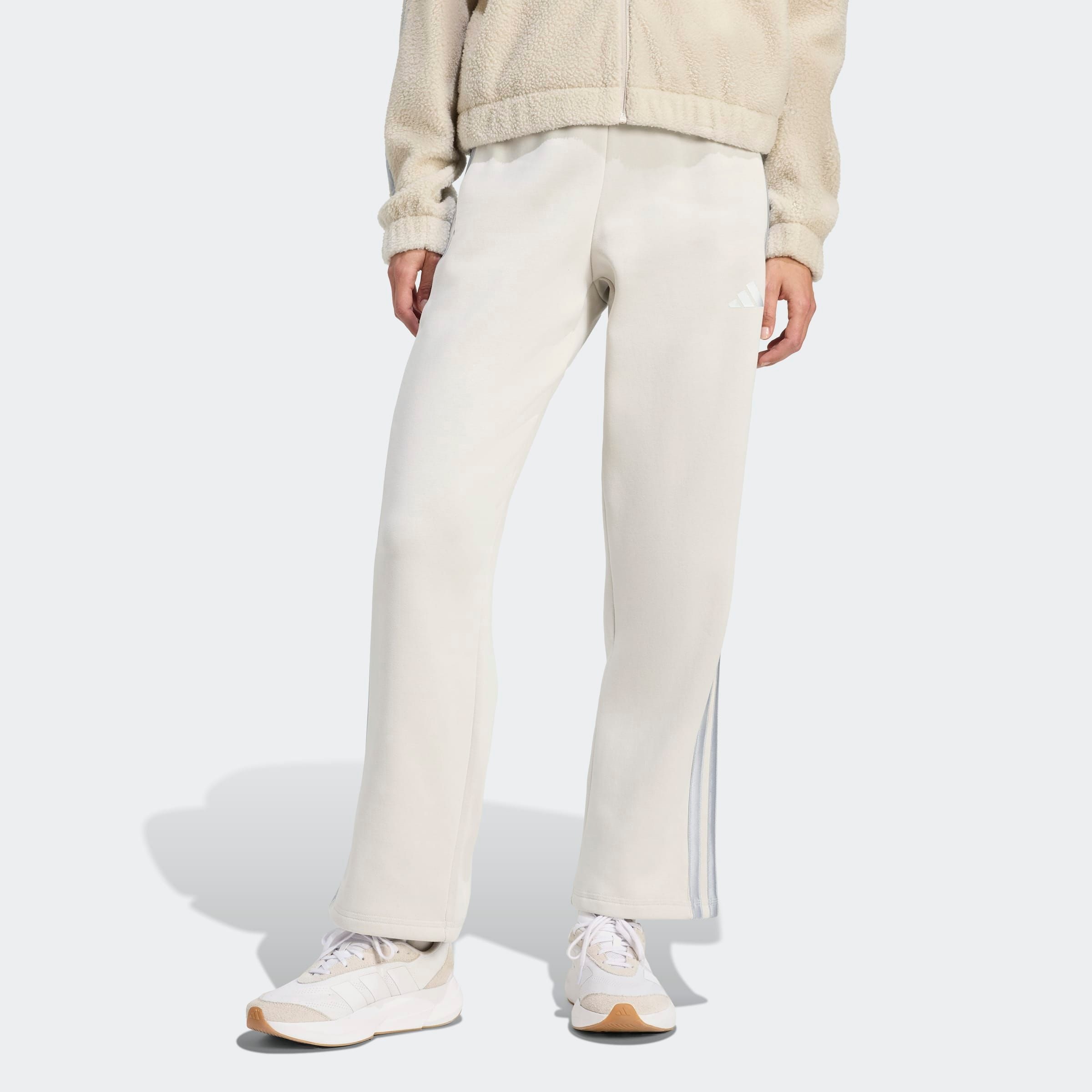 adidas Sportswear Sporthose "HOLIDAY 3-STREIFEN FLEECE- MIT OFFENEM SAUM" günstig online kaufen