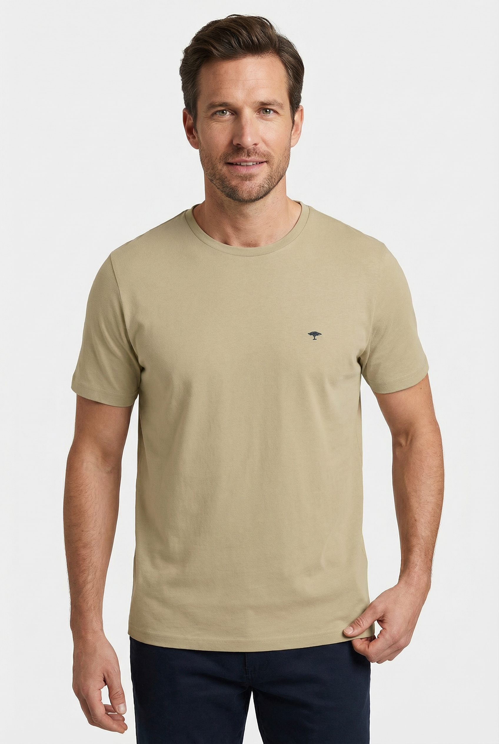 FYNCH-HATTON T-Shirt normale Passform, Kurzarm, hüftbedeckende Länge, aus Baumwolle