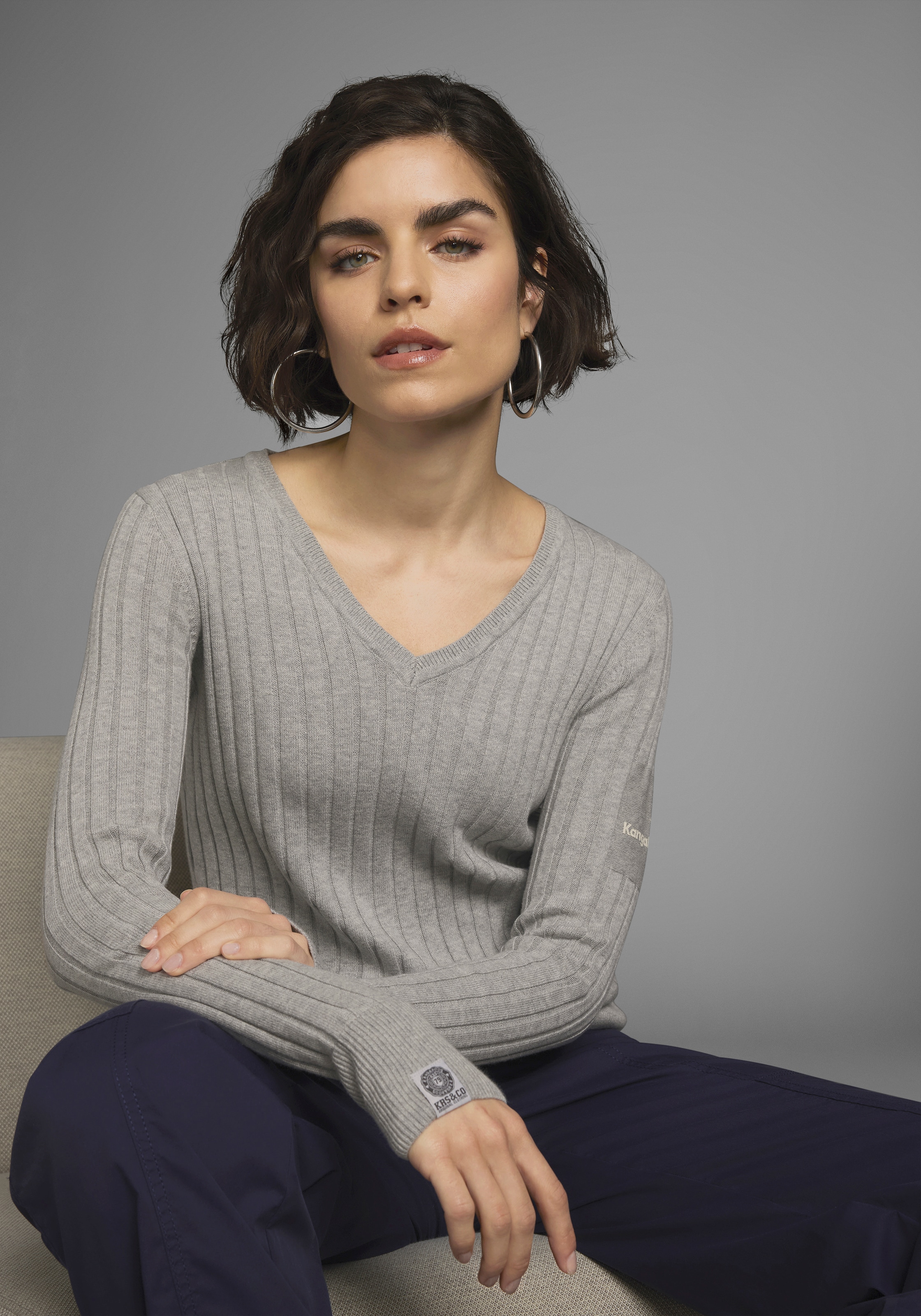 KangaROOS V-Ausschnitt-Pullover, in breit geripptem Feinstrick günstig online kaufen