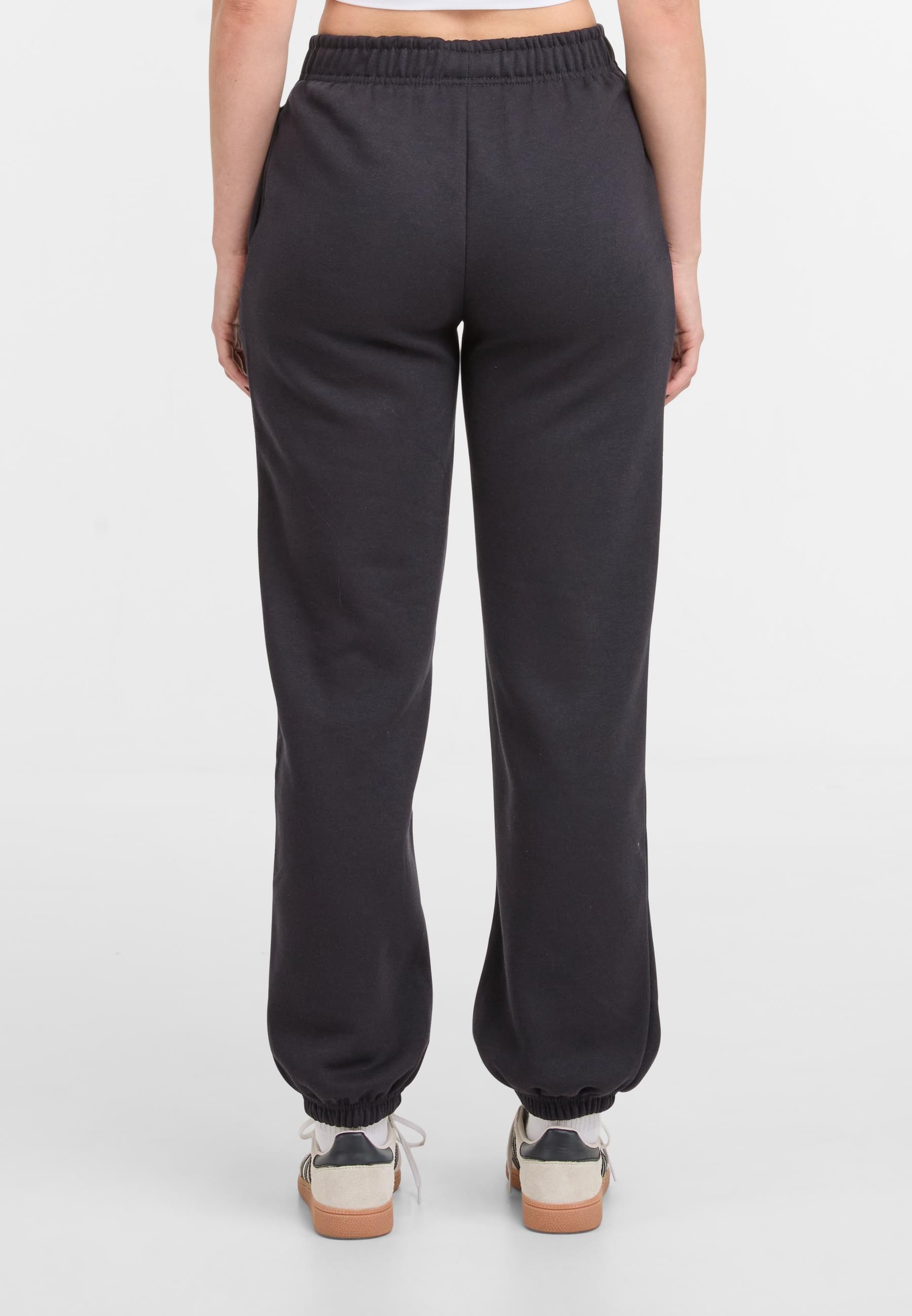 URBAN CLASSICS Jogginghose »Urban Classics Ladies Basic Essential Sweatpants«