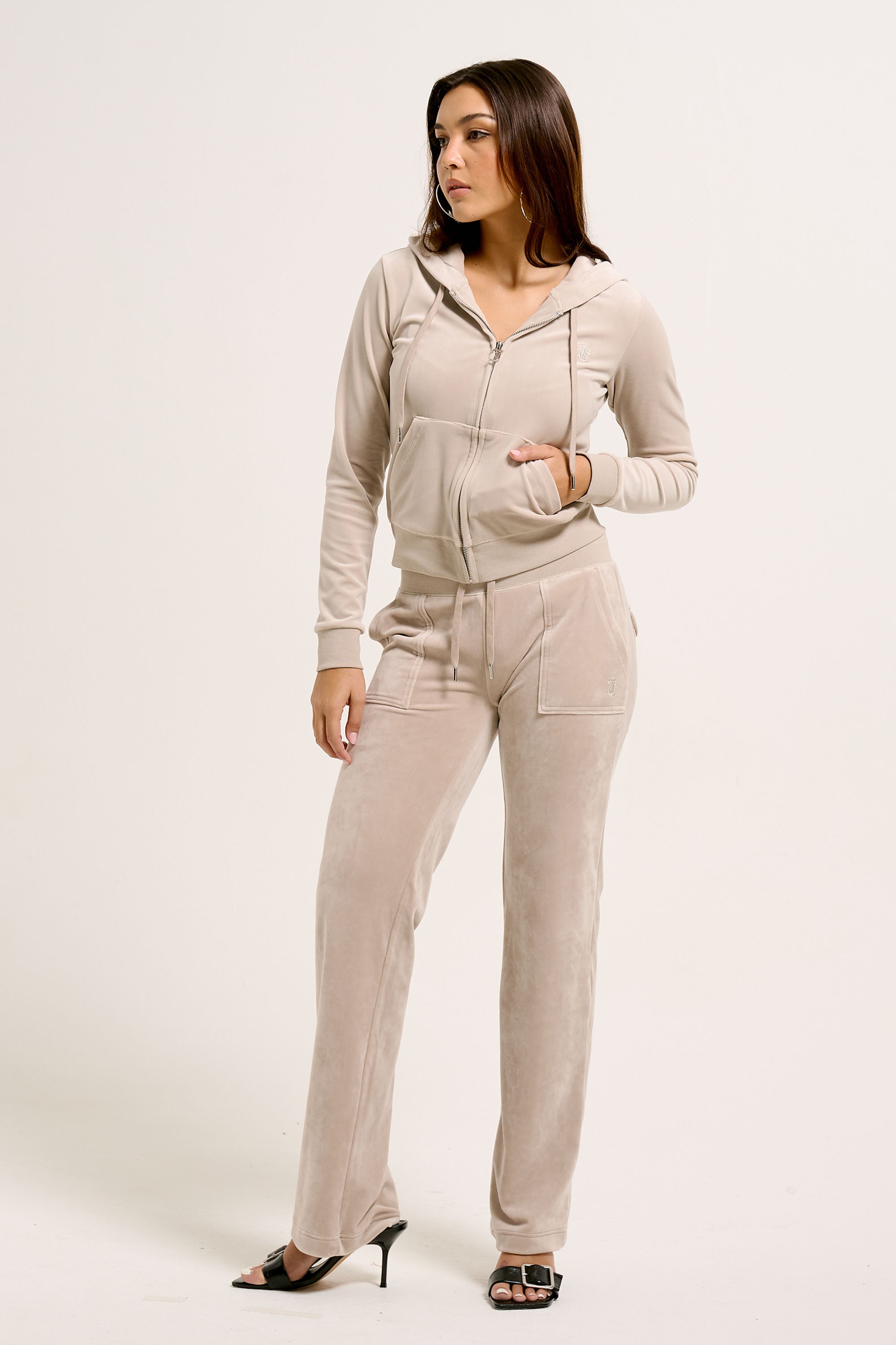 Juicy Couture Kapuzennickijacke »ROBERTSON HOODIE.. Damen« mit Kapuze Trainingsjacke Damen, Sweatjacke mit Kapuze, Velour, mit Glitzer, Sale