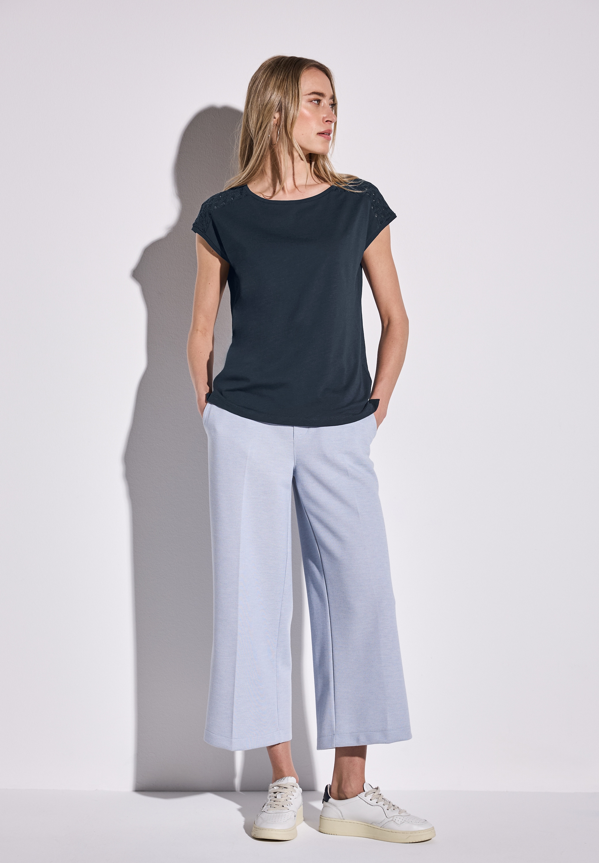 STREET ONE Spitzenshirt, im soften Baumwoll-Mix