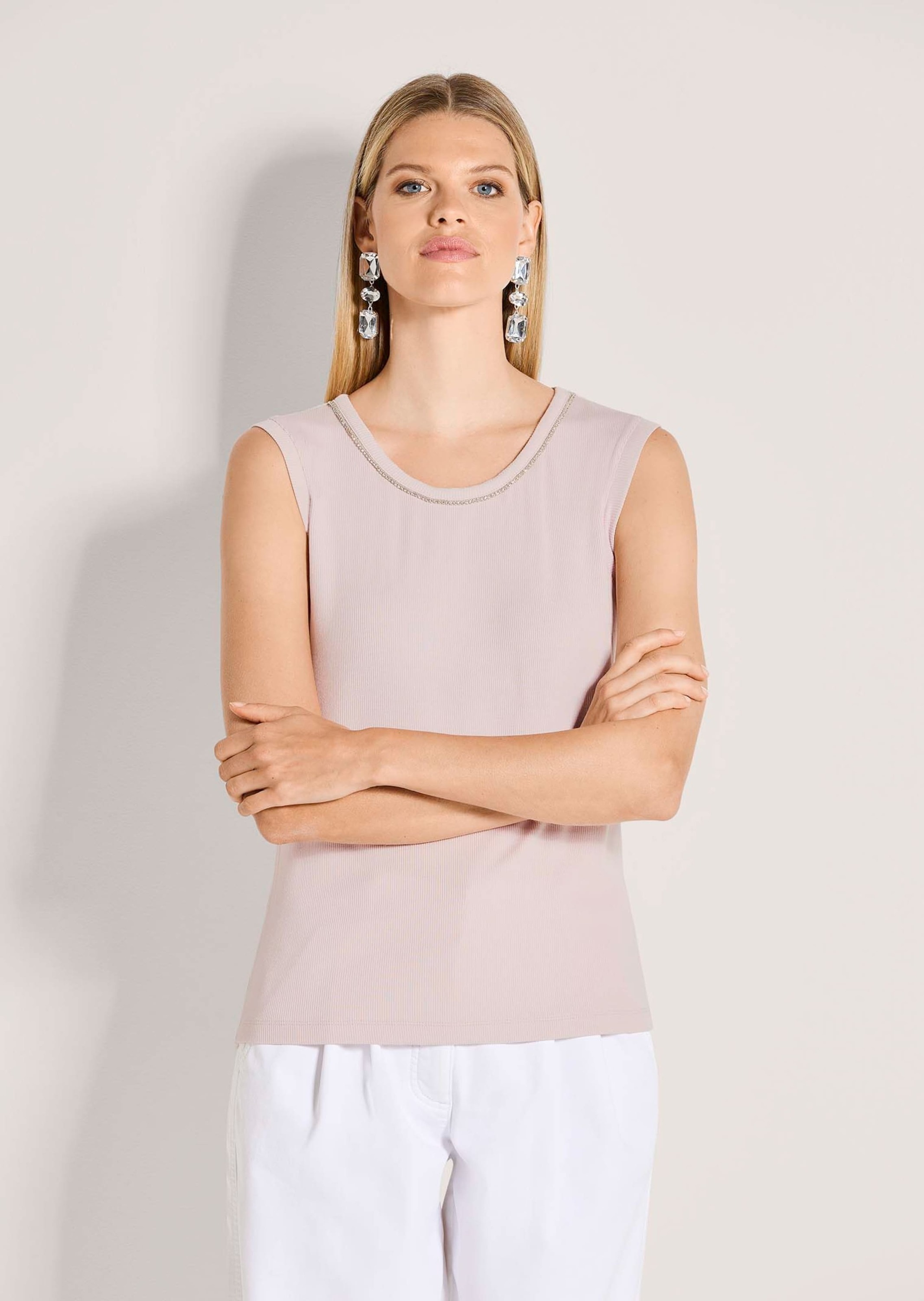 MADELEINE Kurzarmshirt »Top Elegantes Kurzarm Sommeroberteil mit Strass« Strassband