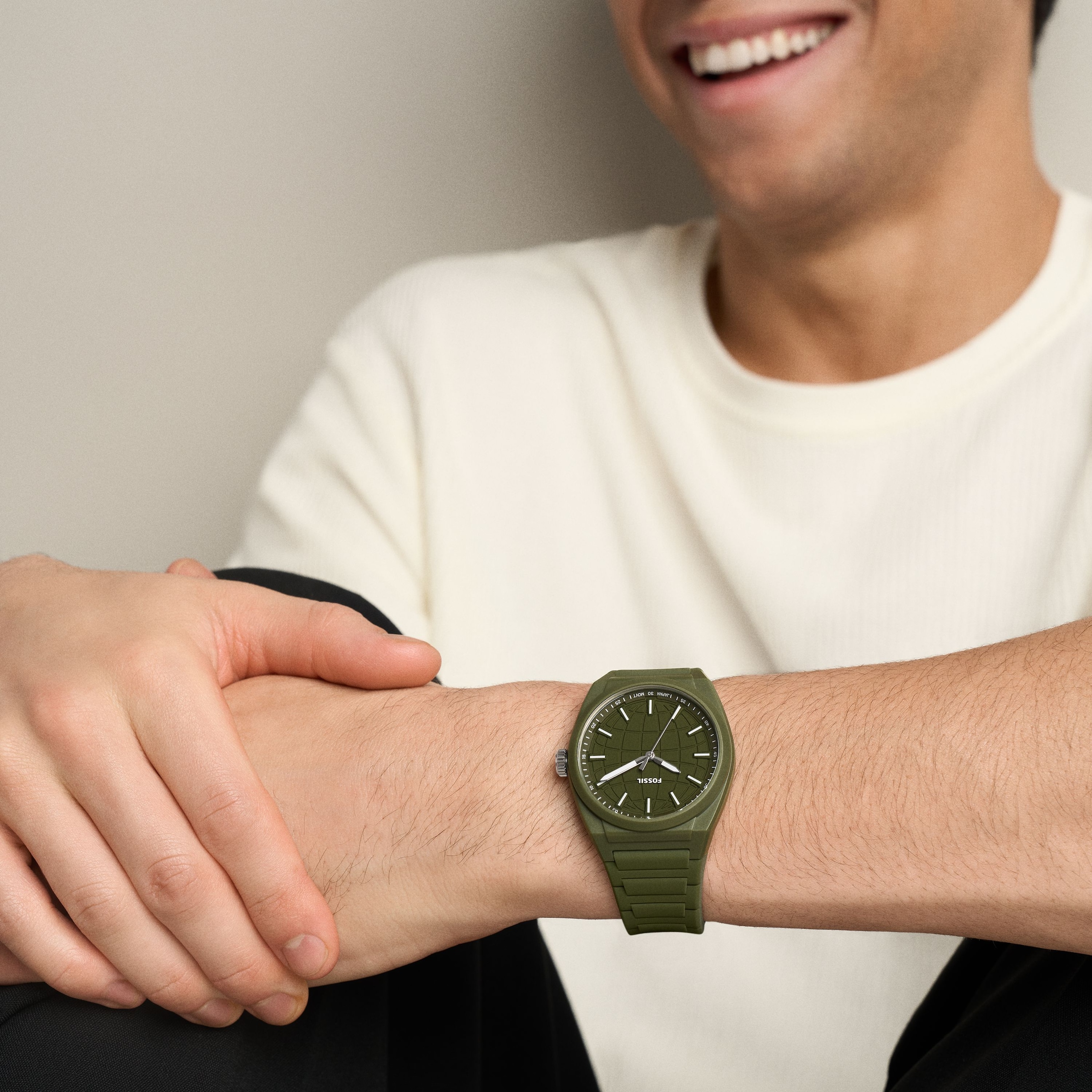 Fossil Quarzuhr »Everett« Armbanduhr, Silikonarmband, analog