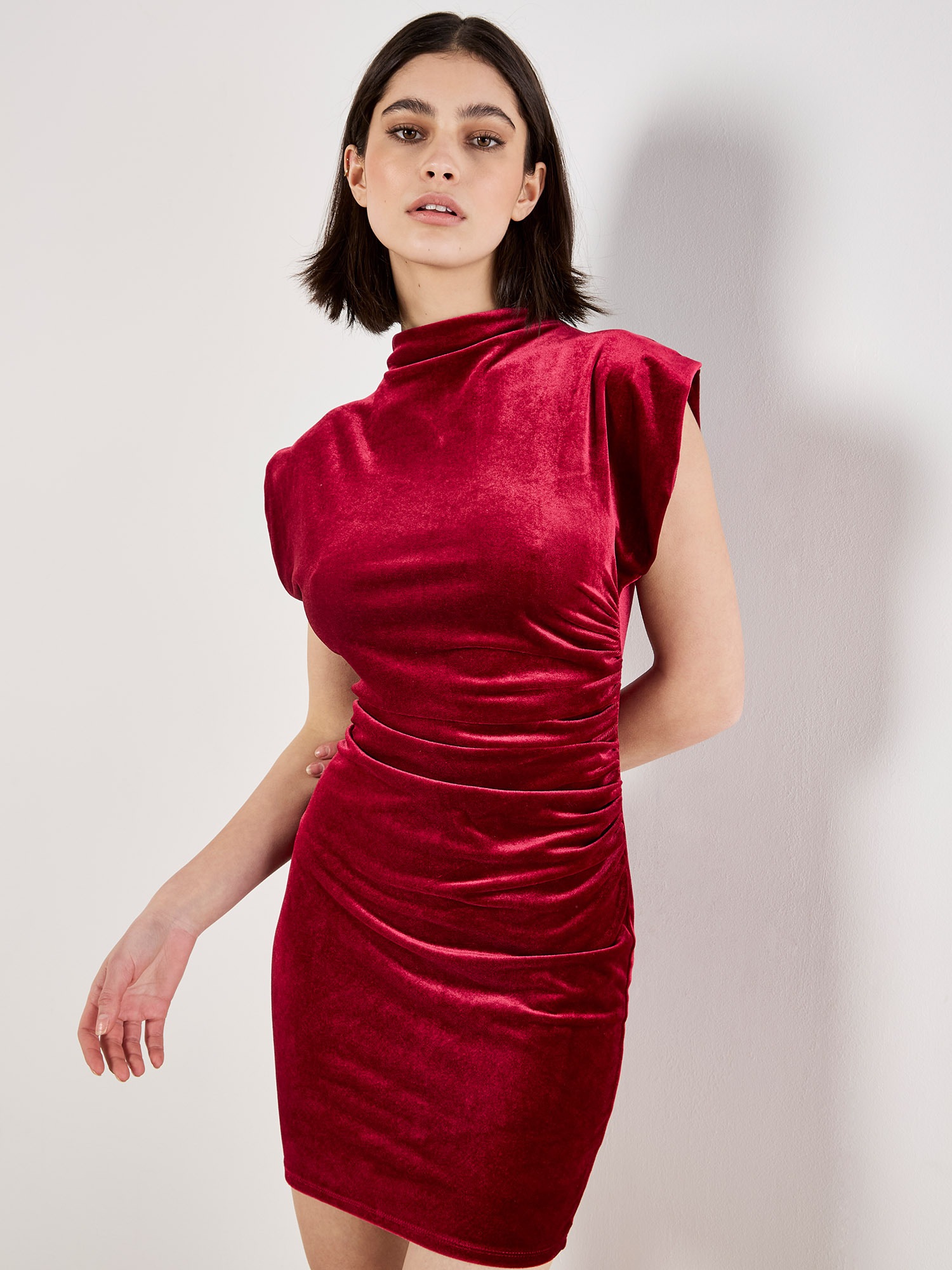 Apricot Partykleid »Samtkleid« mit Flügelärmeln
