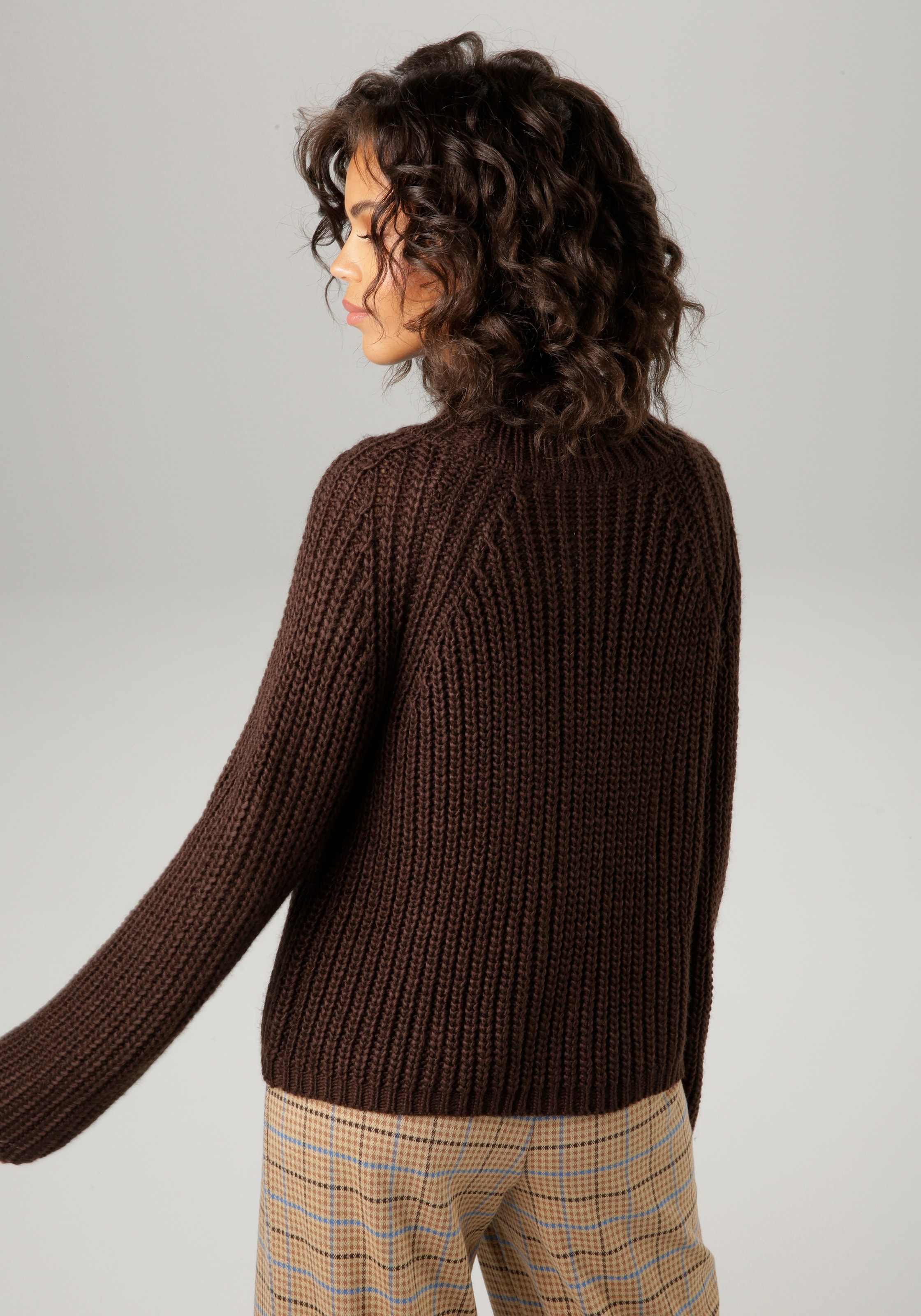 Aniston CASUAL Strickpullover, mit Rollkante am Stehkragen