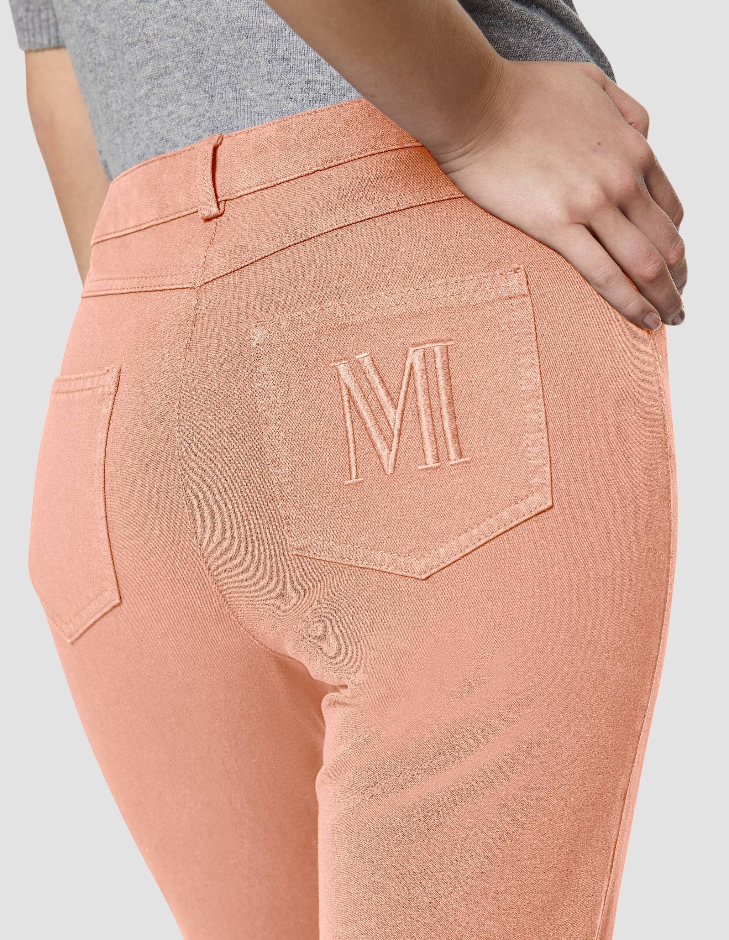 MADELEINE Regular-fit-Jeans »M-Jeans, weit M-Jeans in gerader Form mit Logo-Stickerei«