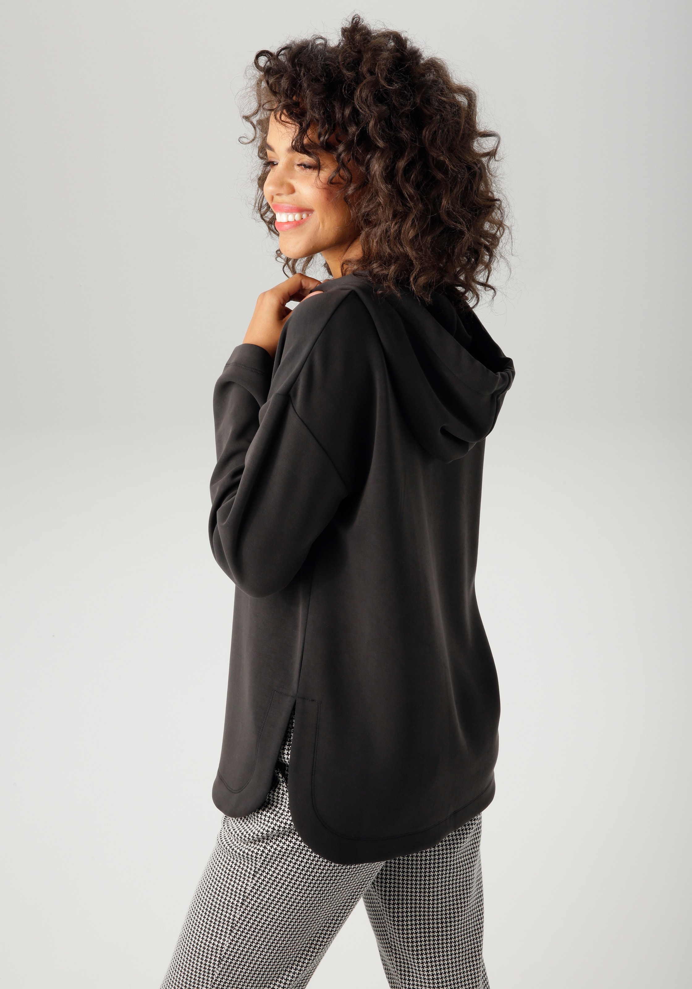 Aniston CASUAL Sweatshirt, mit Bindeband an der Kapuze - NEUE KOLLEKTION