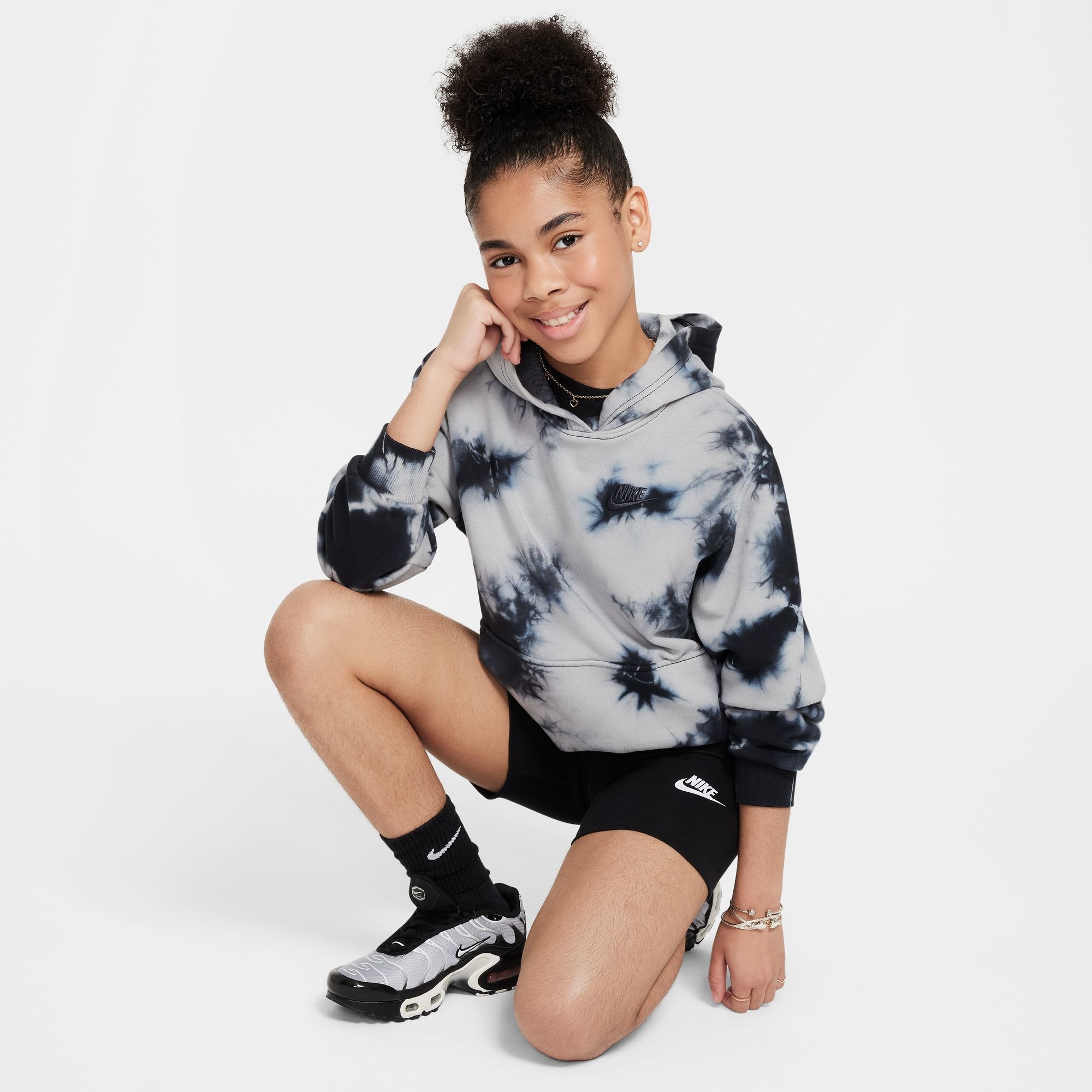 Nike Sportswear Shorts »G NSW CLSSC 5IN HR BIKE SHORT«