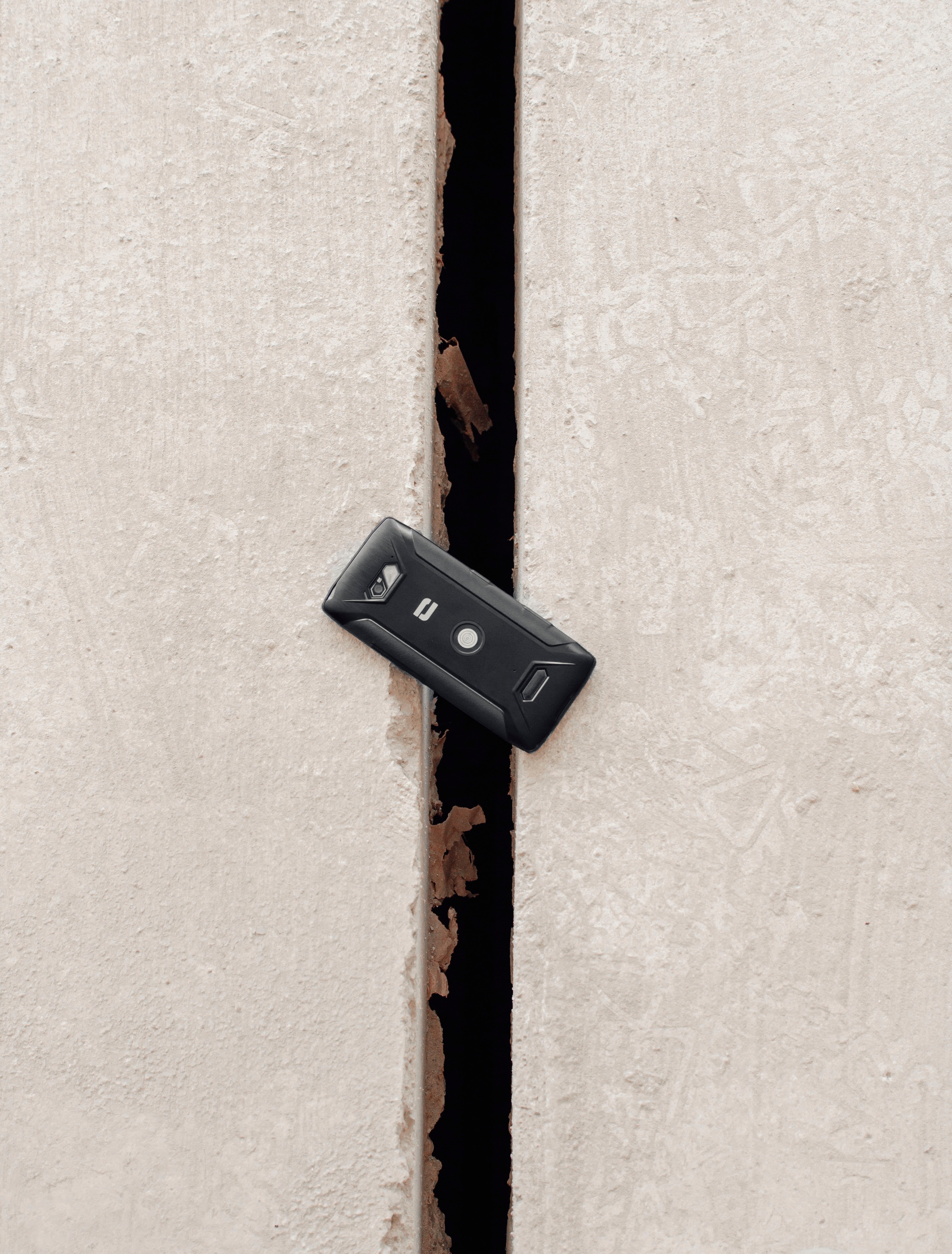 CROSSCALL Smartphone »Core-Z5«, schwarz
