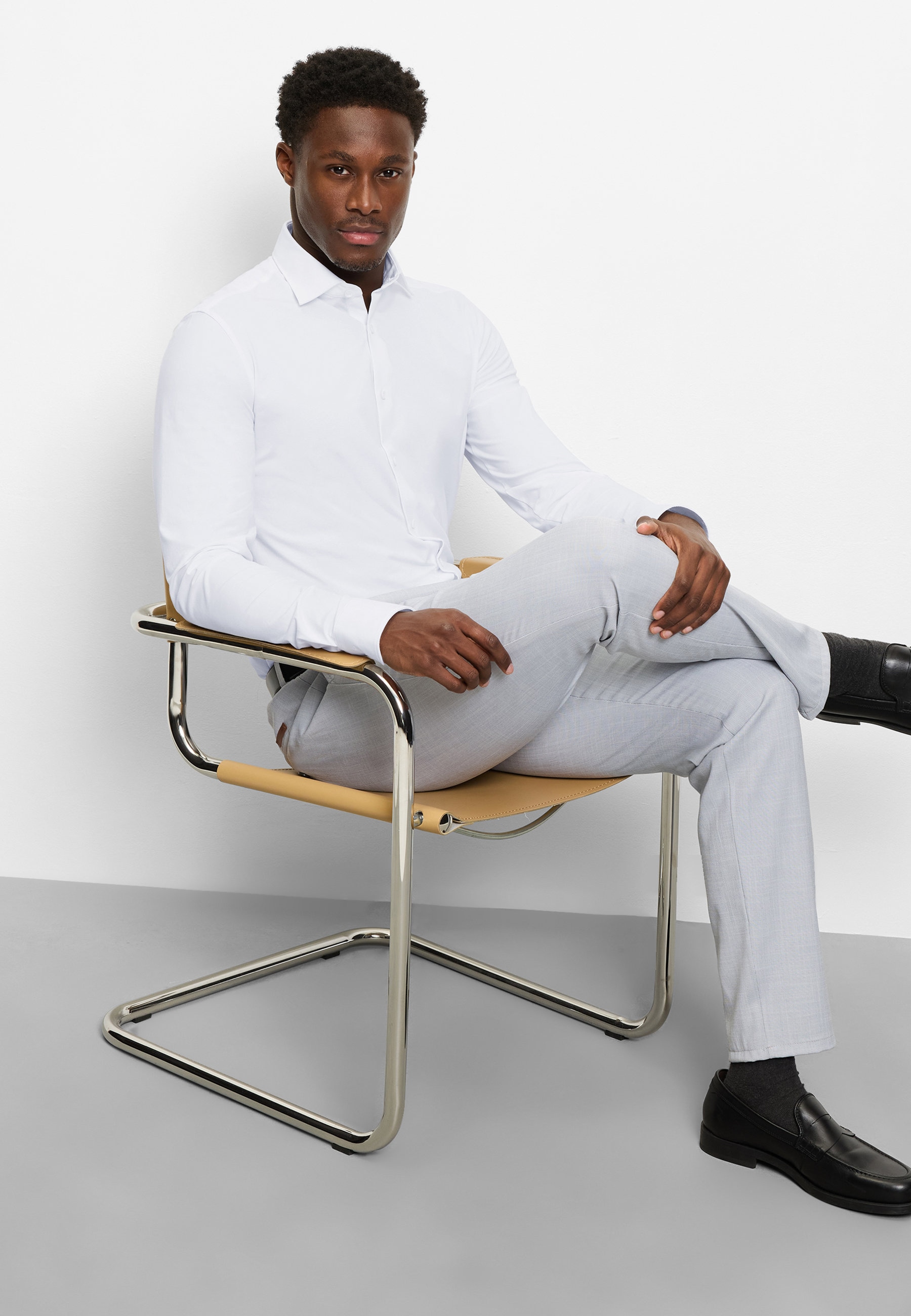 OLYMP Businesshemd »OLYMP Level Five 24/Seven, body fit, New York Kent mit extra langem Arm«