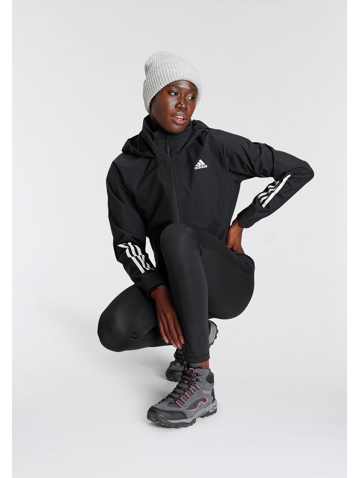 adidas Sportswear Regenjacke »Große Größen«, mit Kapuze, Wasserdichte und atmungsaktive Membran