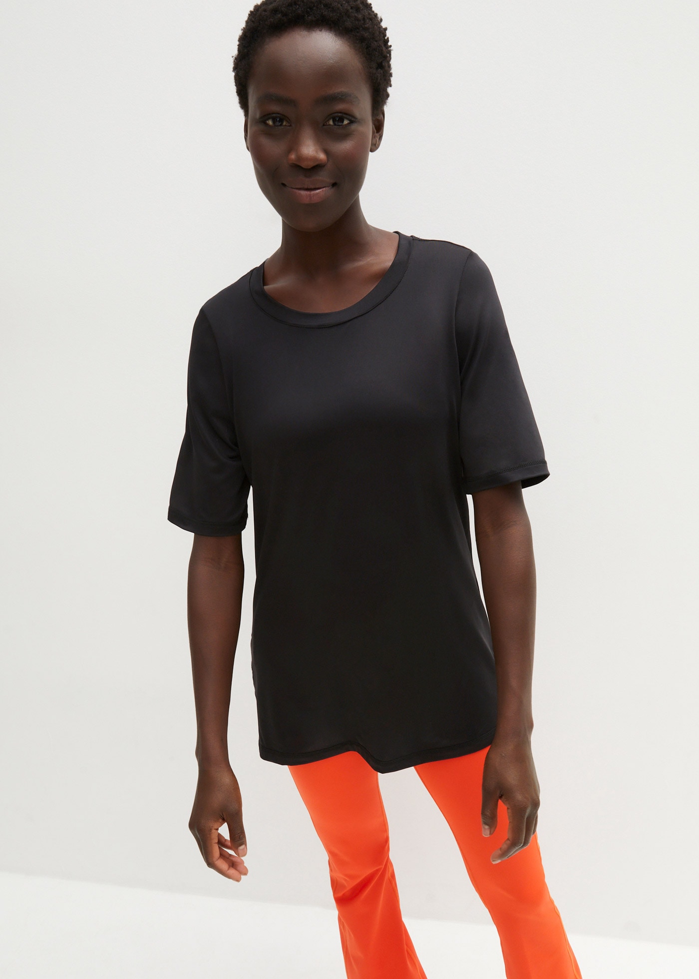 bonprix T-Shirt A-Linie Passform, Halbarm, sportlicher Stil, mit Mesheinsat günstig online kaufen