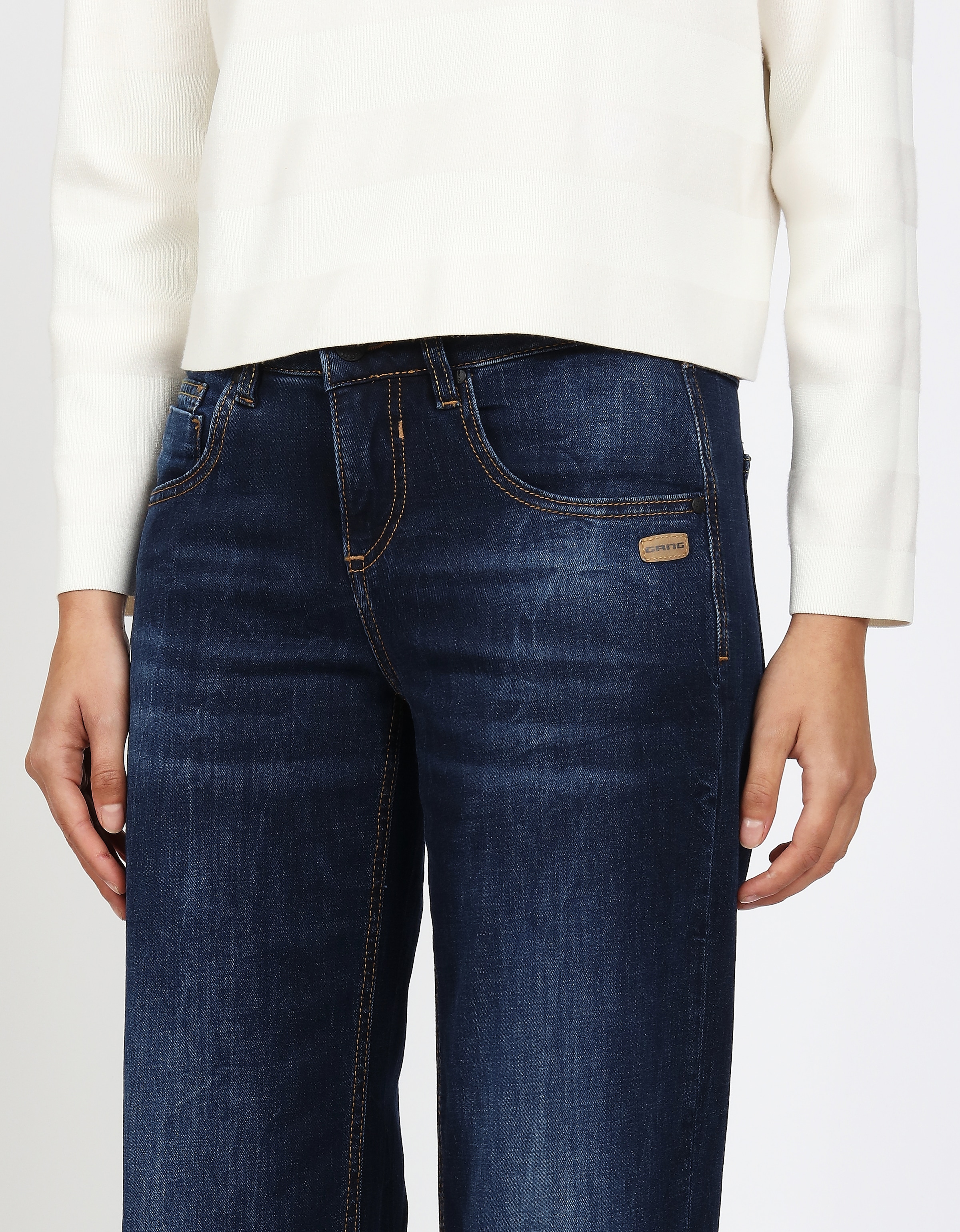 GANG Straight-Jeans »94RIVER« mit zusätzlicher kleiner Gesäßtasche