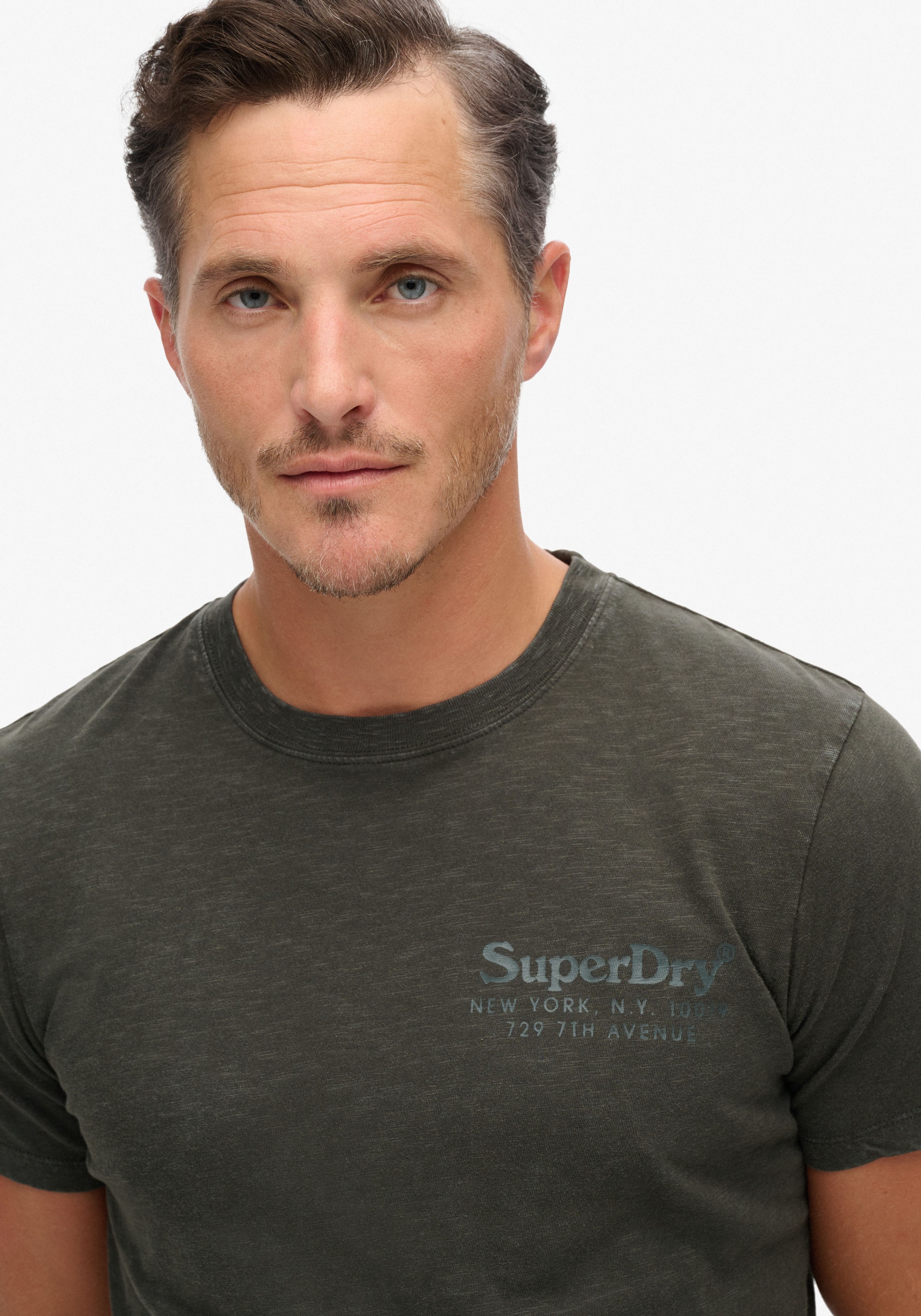 Superdry Rundhalsshirt "TONAL VENUE LOGO T SHIRT" günstig online kaufen