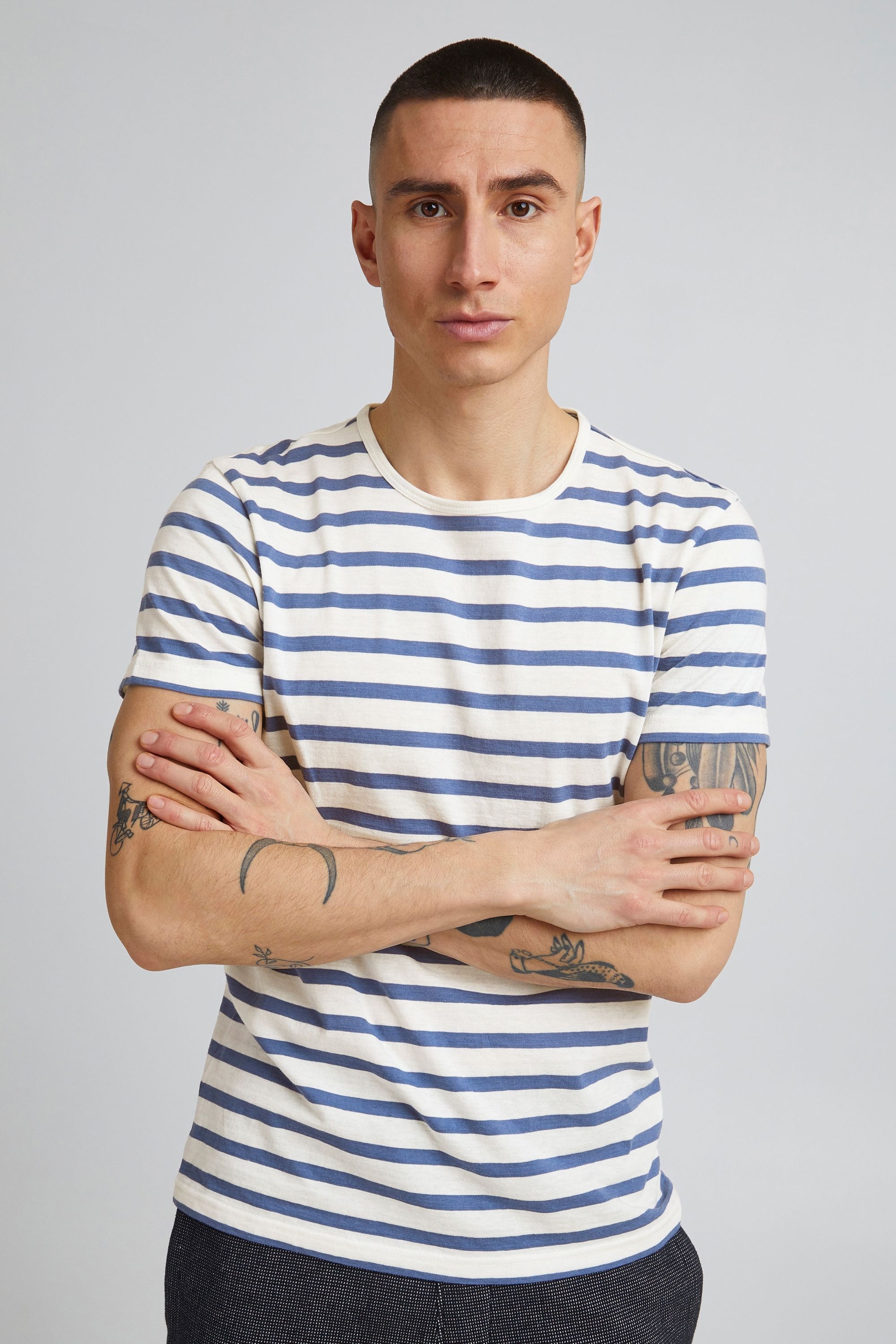 Blend T-Shirt "BHAbell" Klassisches T-Shirt mit Rundhalsausschnitt günstig online kaufen