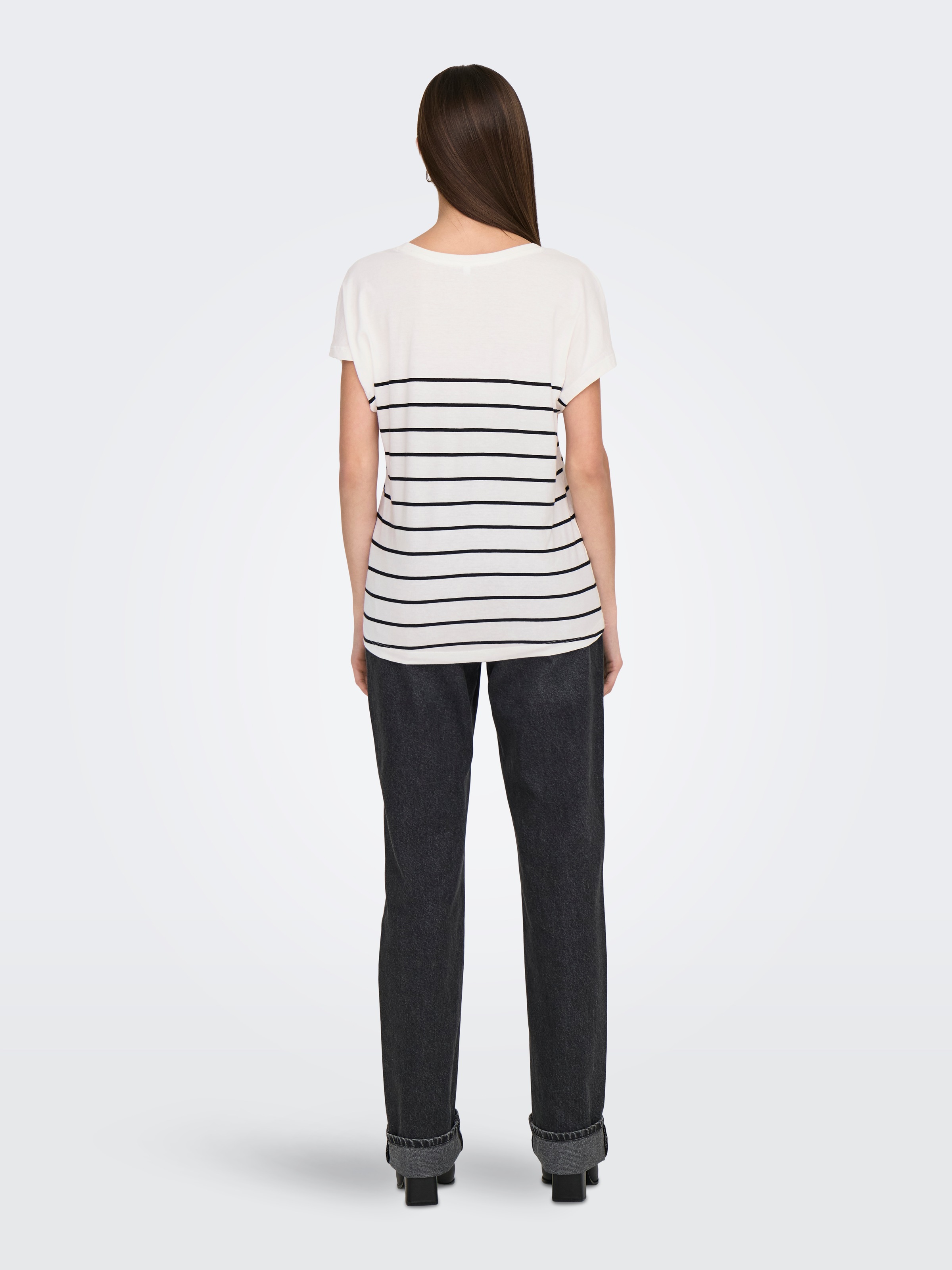 ONLY Kurzarmshirt »ONLEMILY LIFE S/S HEART TOP CS JRS«