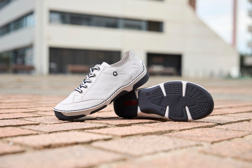 Rieker Sneaker  Halbschuh, Freizeitschuh, Schnürschuh mit Rahmennaht