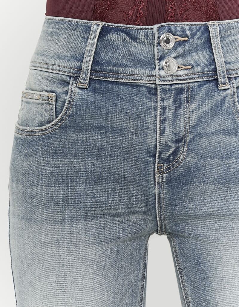 Tally Weijl Bootcut-Jeans »SPADEBOOTY2« Baumwollmischung, Mid Waist, mit aufgesetzten Taschen