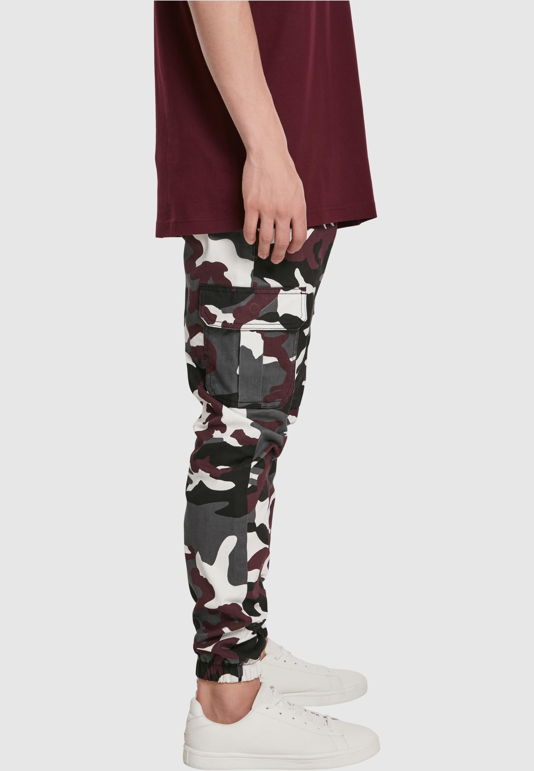 URBAN CLASSICS Cargohose »Urban Classics Herren Camo Cargo Jogging Pants 2.0«, (1 tlg.)
