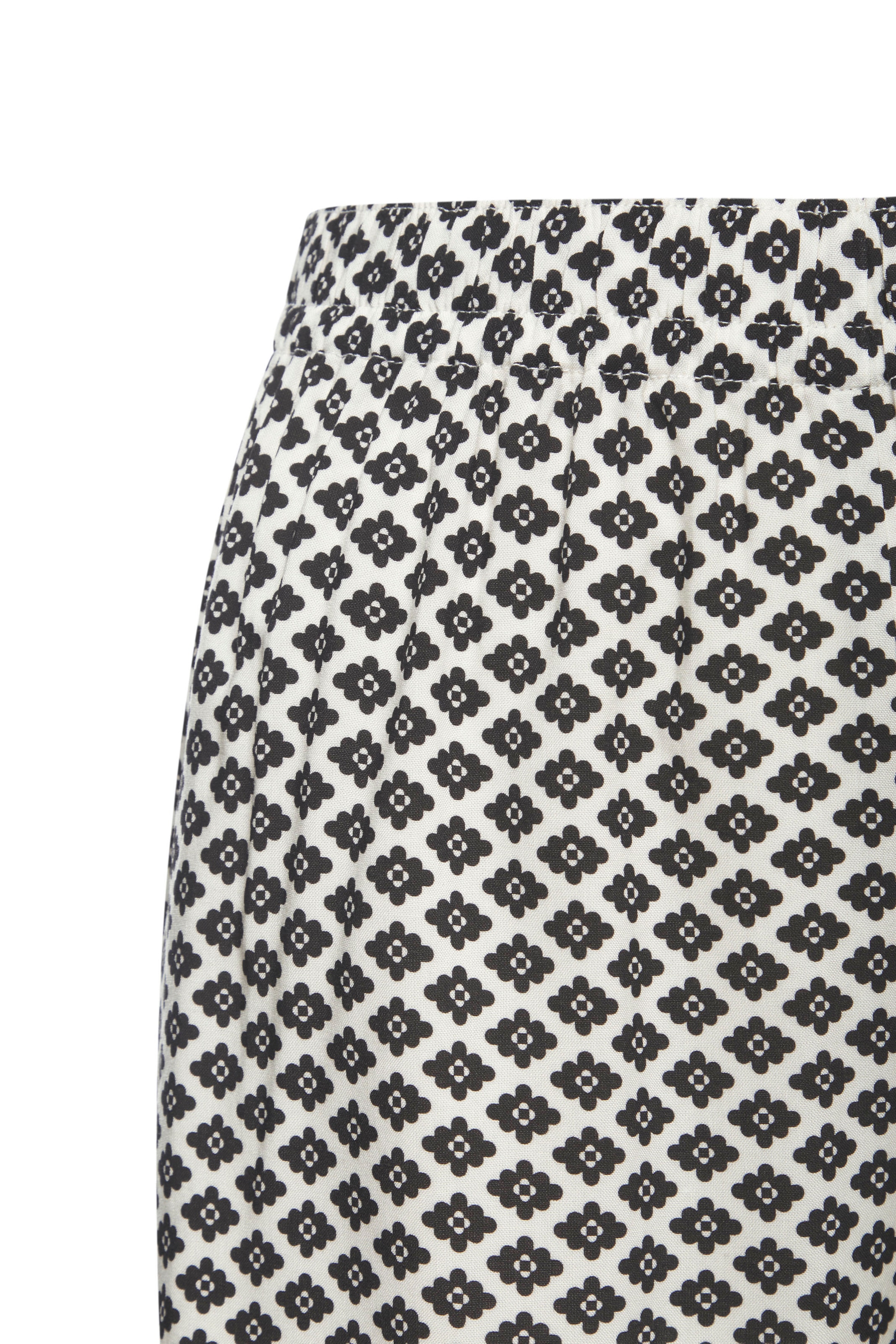 LASCANA Pyjamashorts, mit edlem Allover-Muster