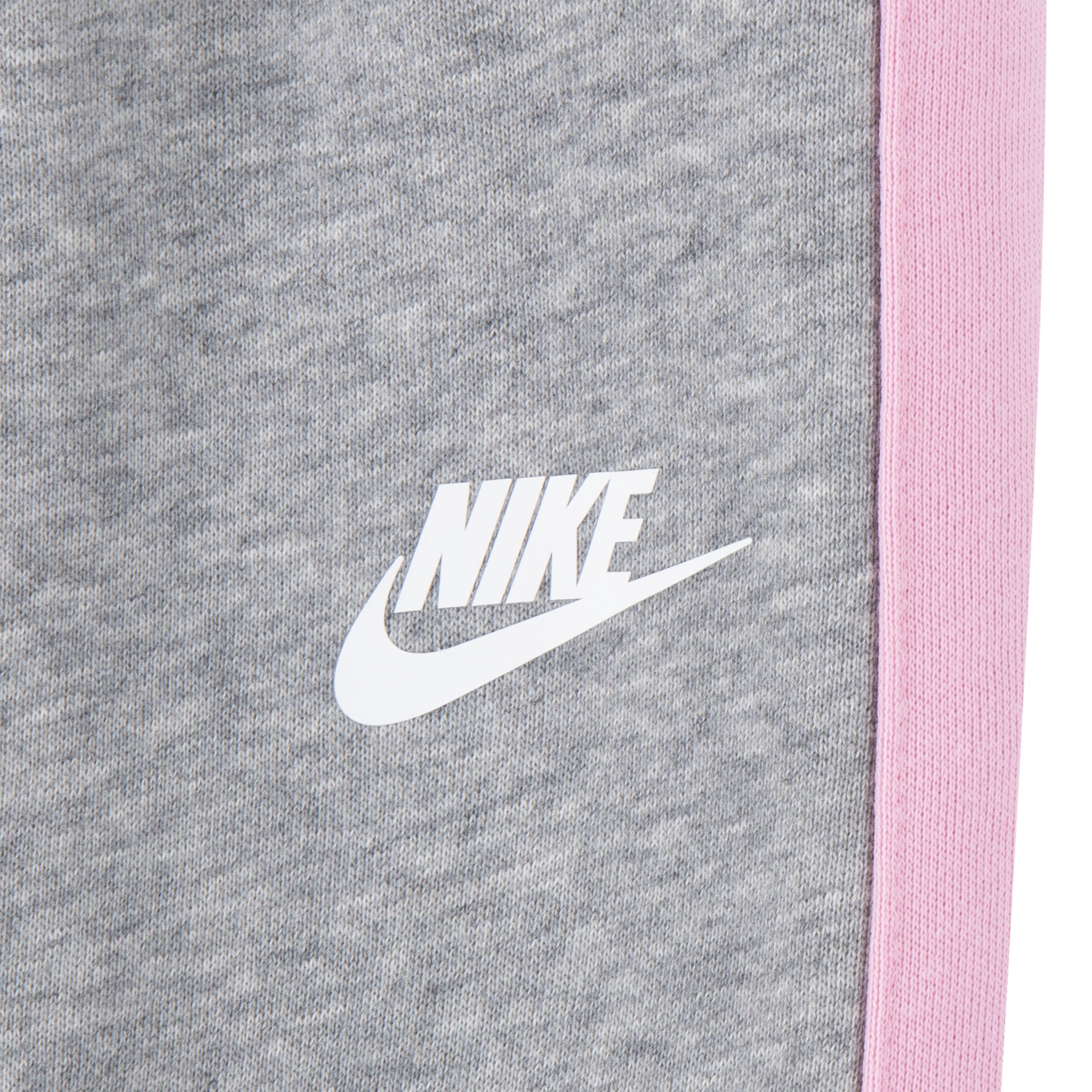 Nike Sportswear Jogginganzug für sportliche Aktivitäten, sportlicher Stil