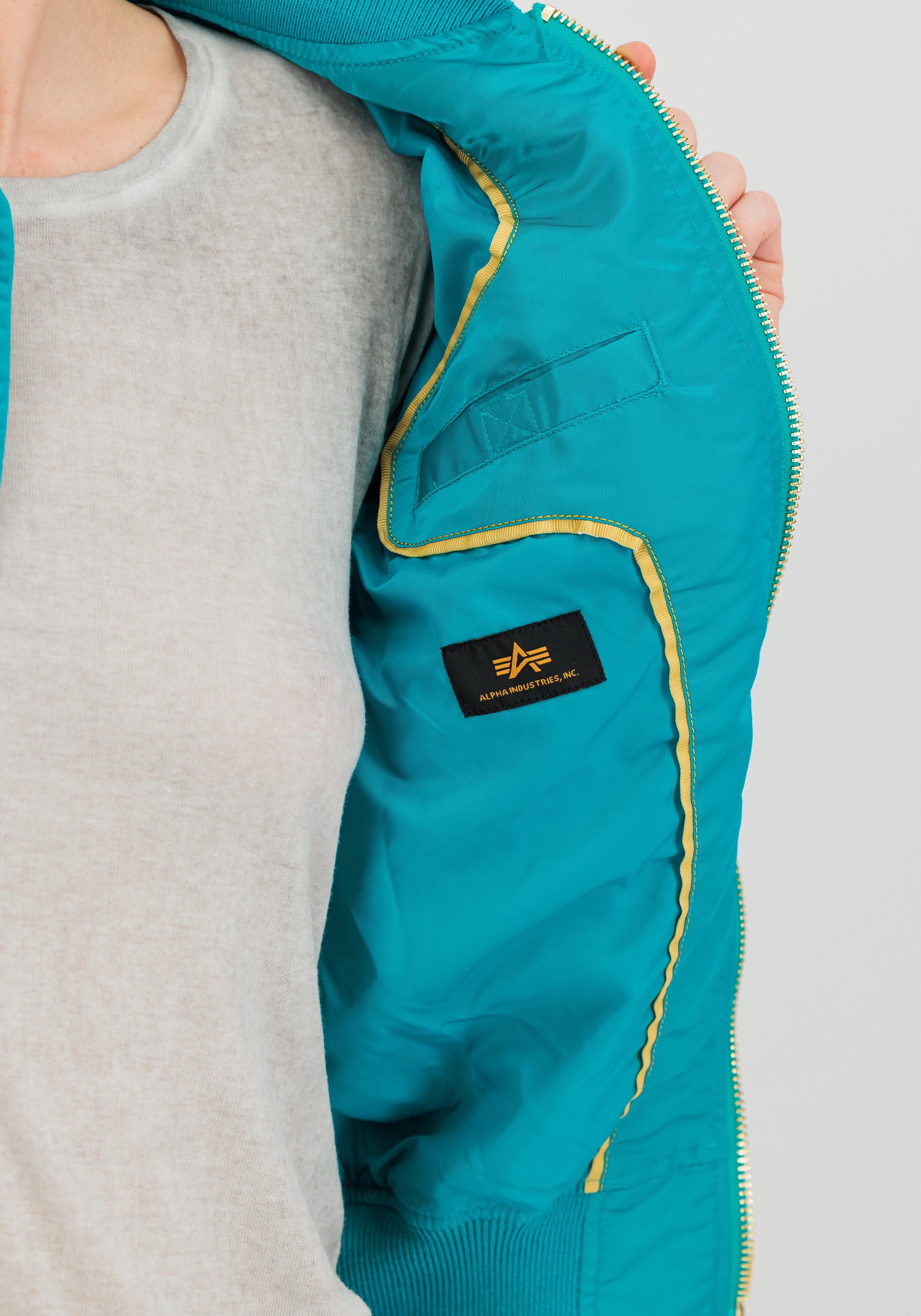 Alpha Industries Bomberjacke »MA-1 VF Light W«