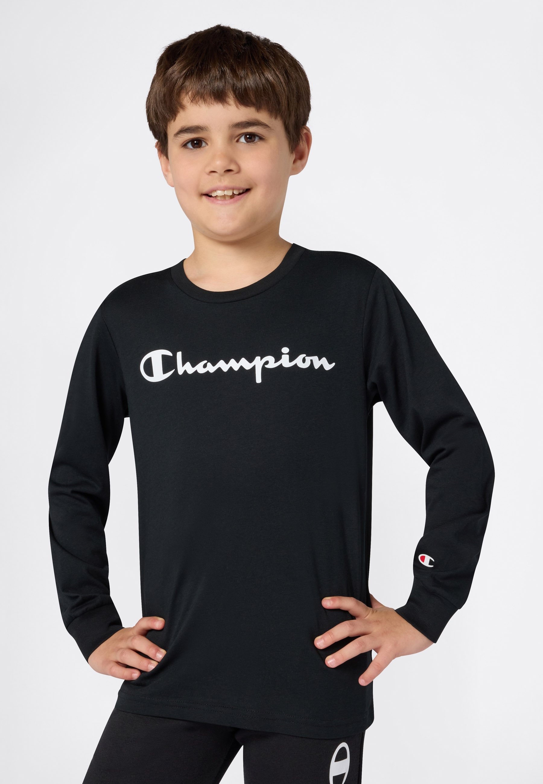 Champion "SPORTWEAR LONG SLEEVE Standard Fit" Langarmdesign, aus Baumwolle, mit Rundhalsausschnitt, normale Länge