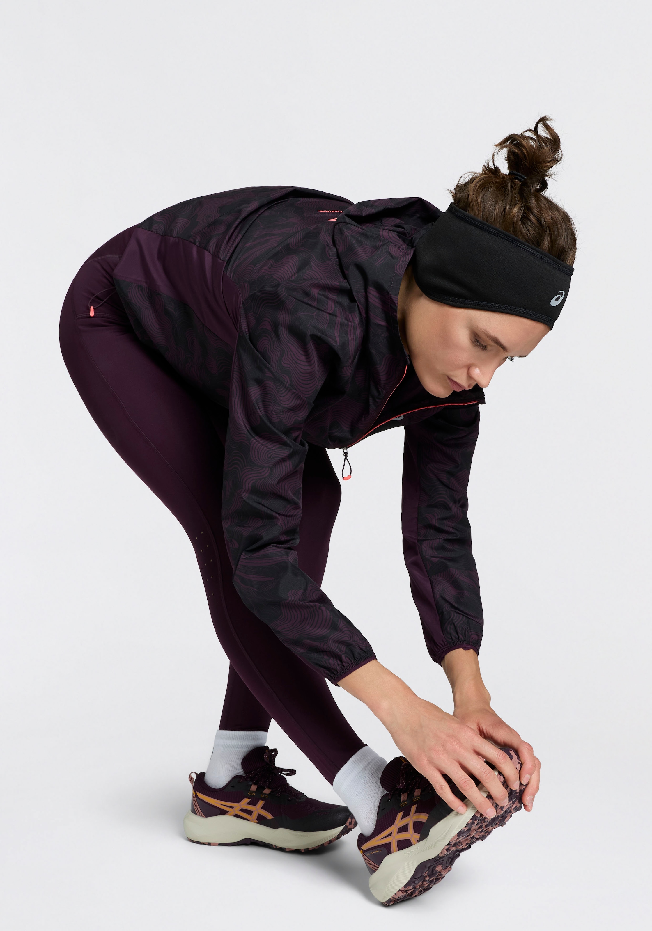 Asics Laufjacke »FUJITRAIL PACKABLE JACKET« Reflektierend, Bewegungsfreundlich, Leicht